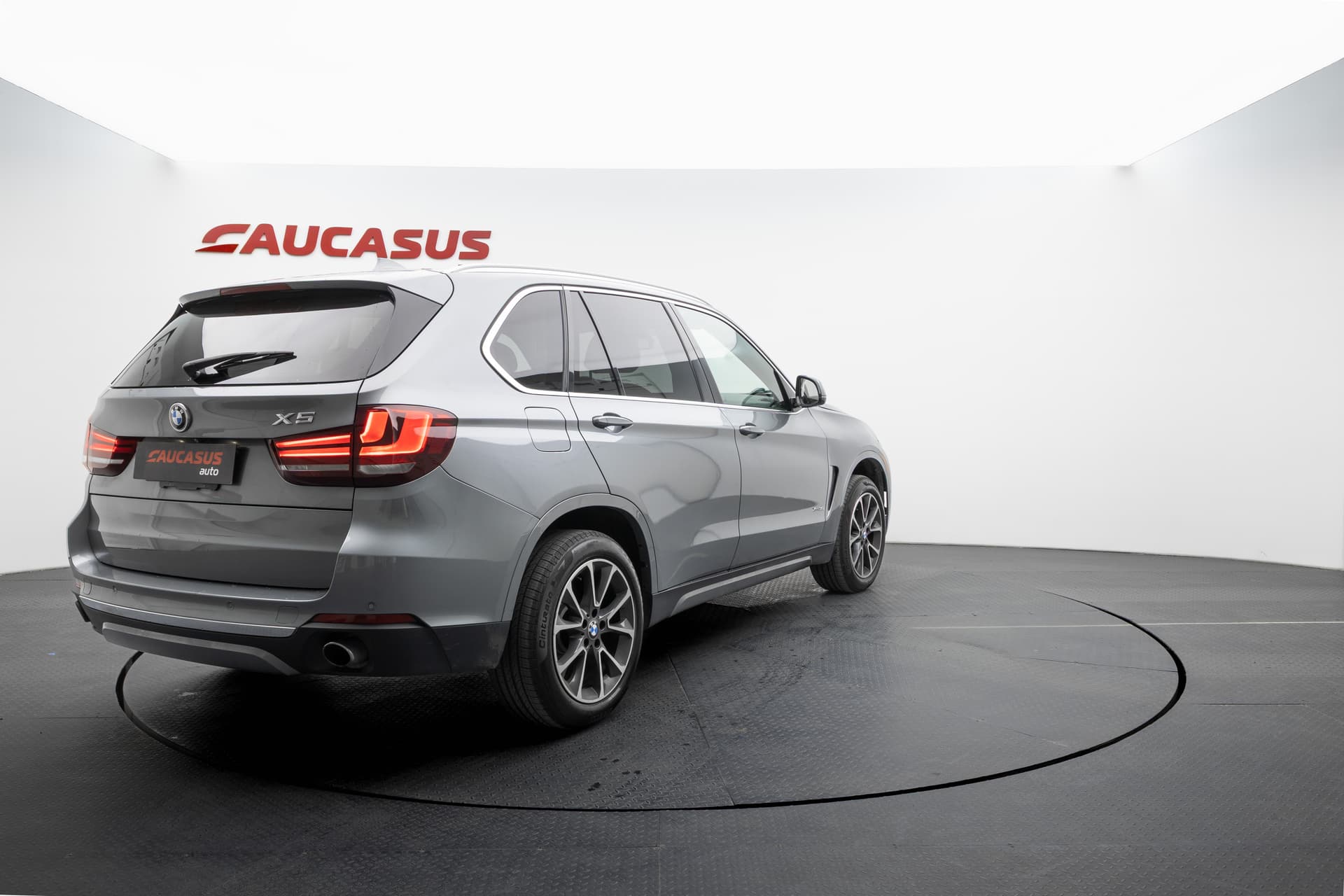 BMW X5 2015 - 4