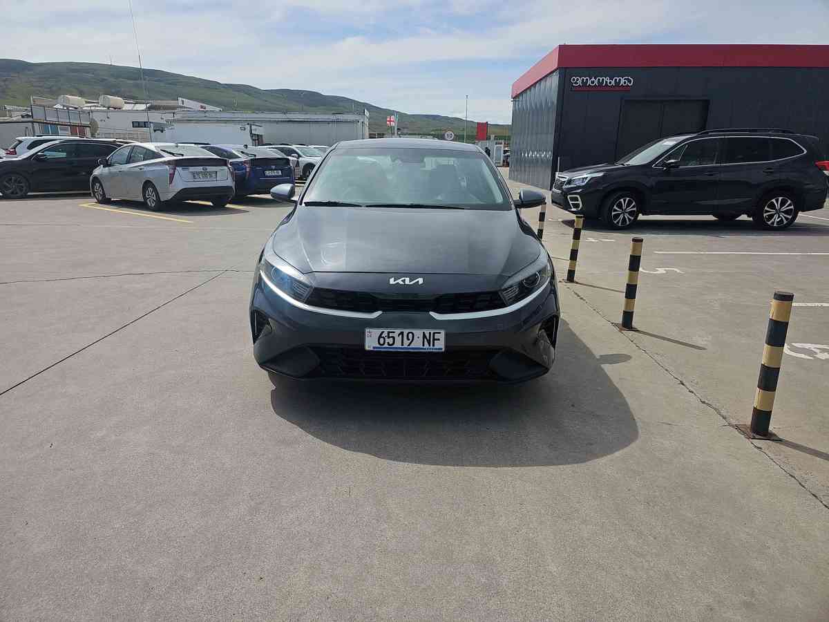 KIA Forte 2023 - 2