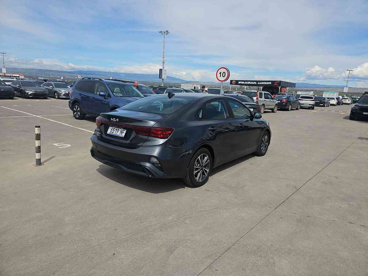 KIA Forte 2023 - 4