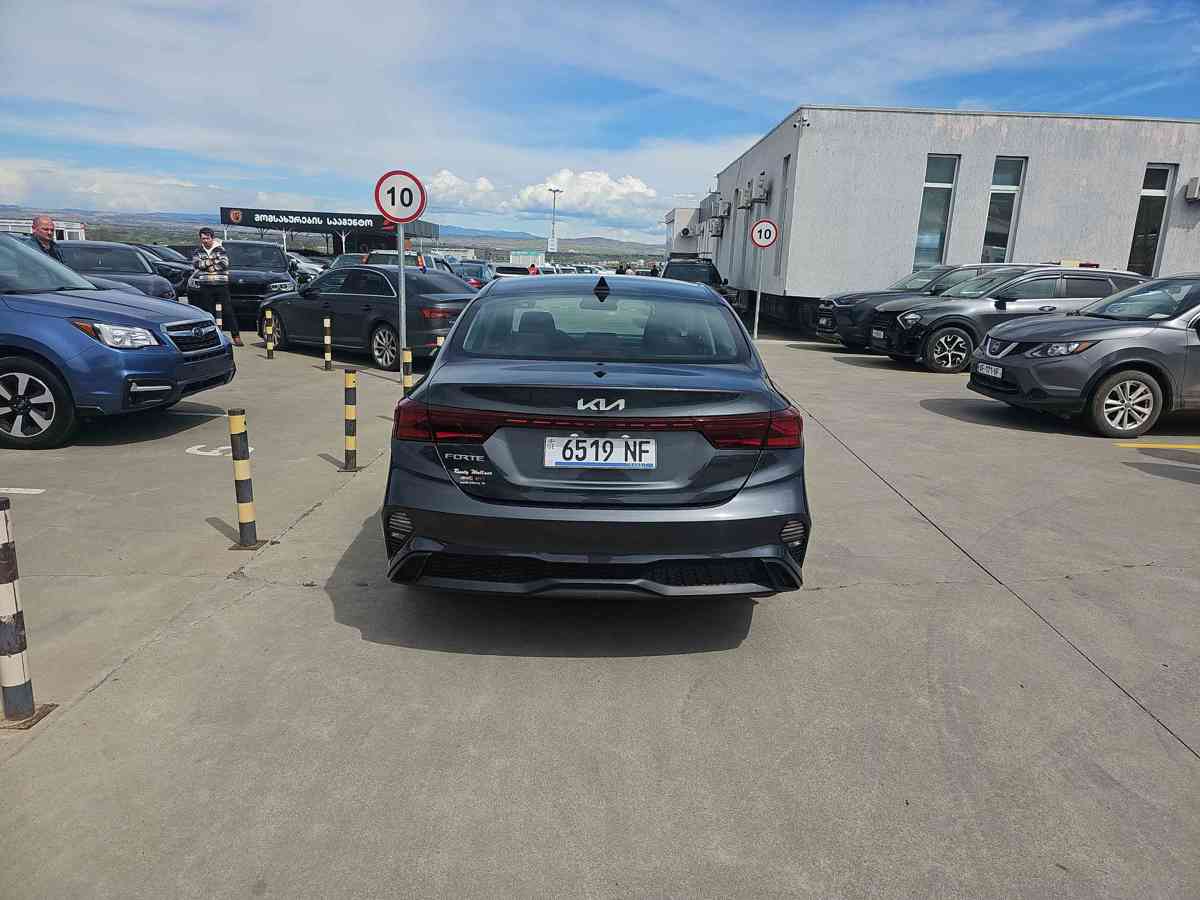 KIA Forte 2023 - 5
