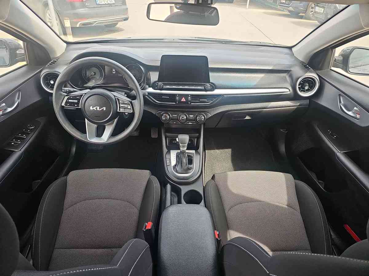 KIA Forte 2023 - 10