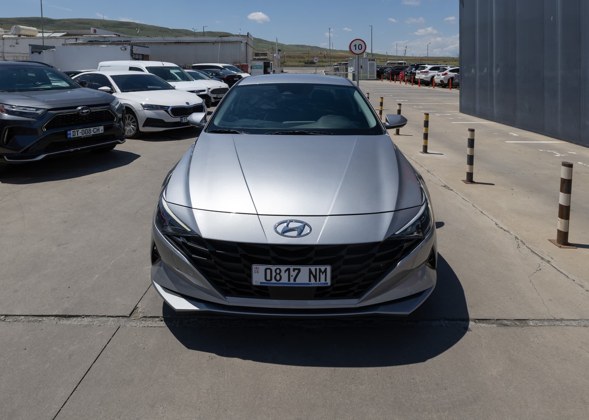 HYUNDAI Elantra 2023 - 2