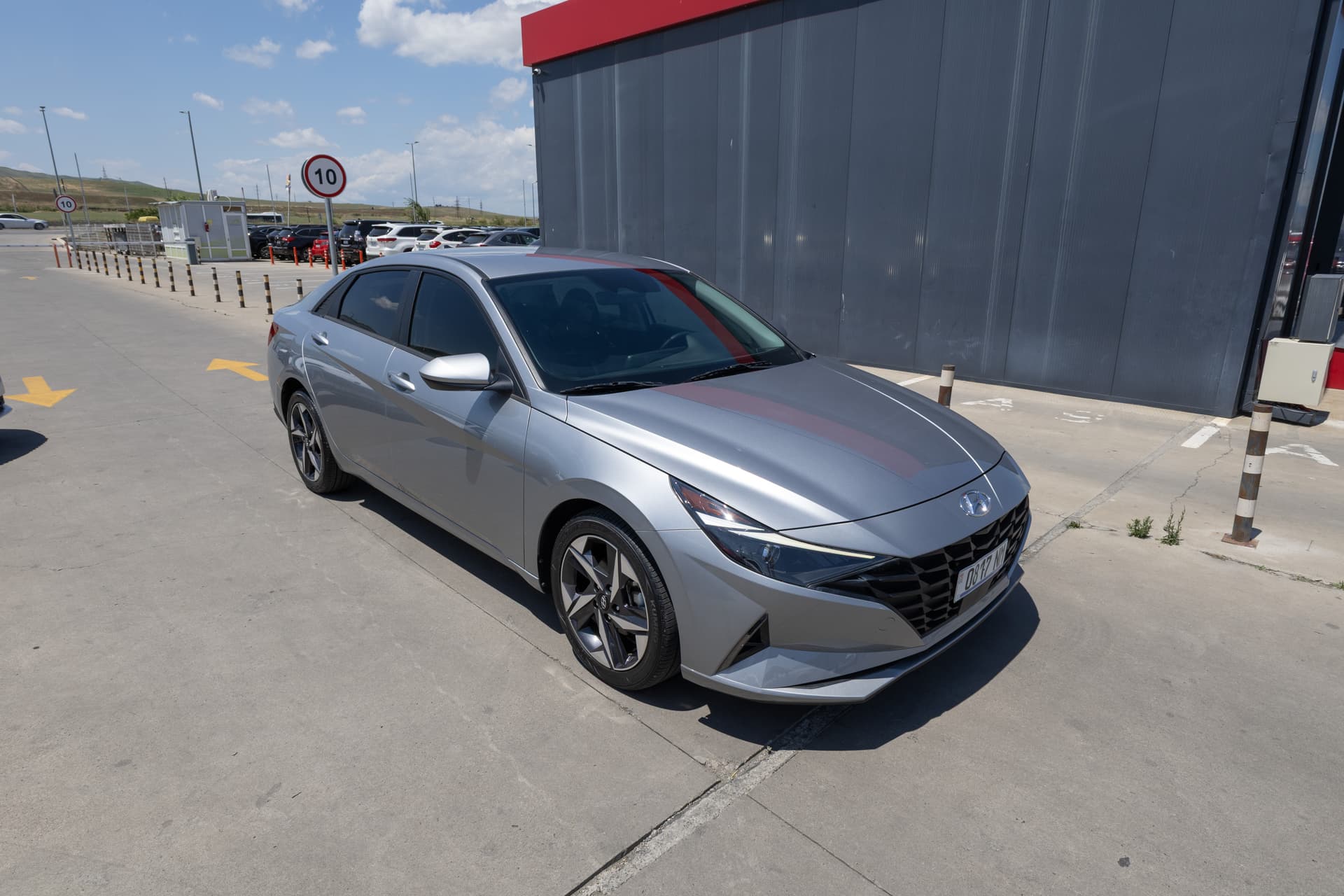 HYUNDAI Elantra 2023 - 3