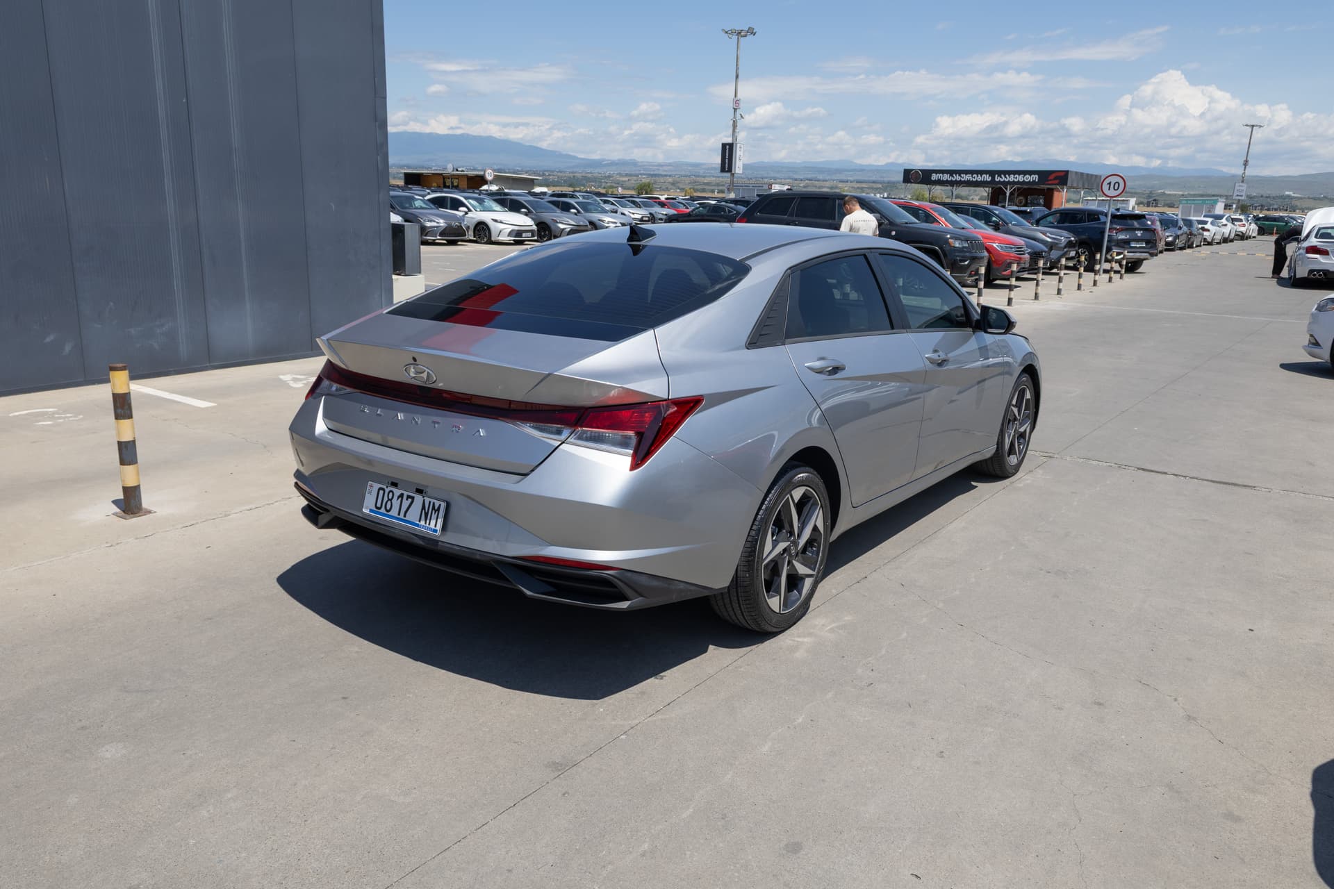 HYUNDAI Elantra 2023 - 4