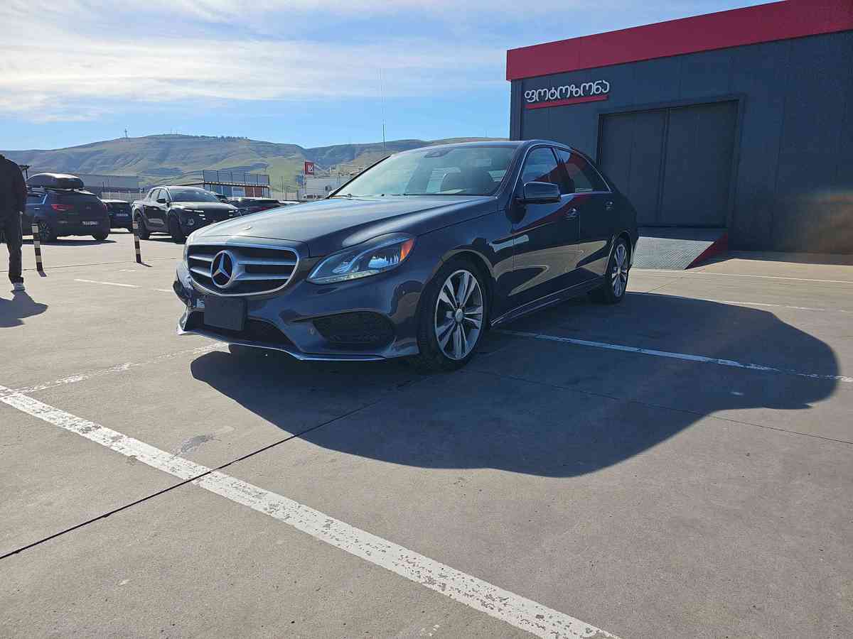 MERCEDES-BENZ E-Class 2014 - 1