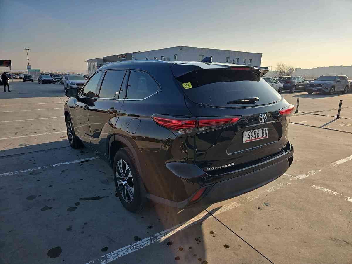 TOYOTA Highlander 2021 - 10