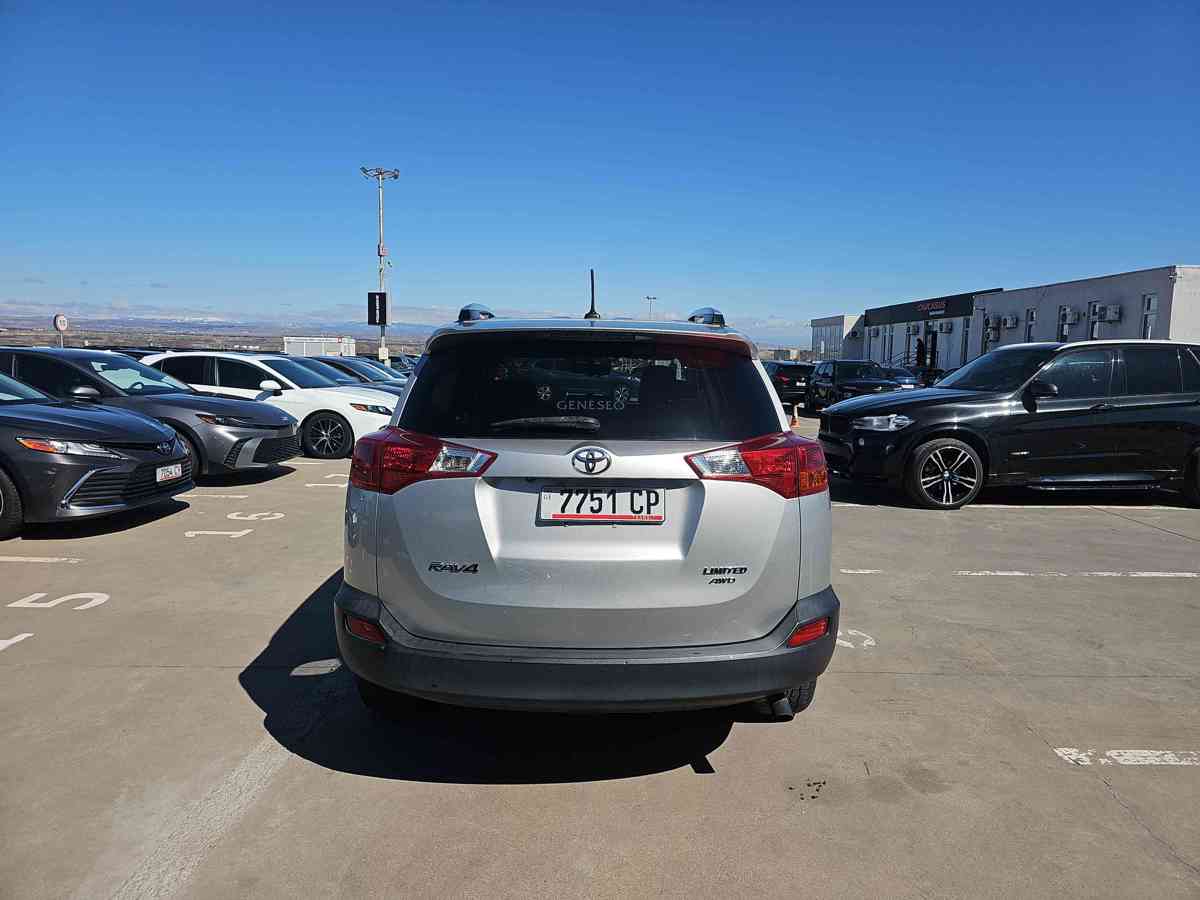 TOYOTA RAV4 2014 - 8