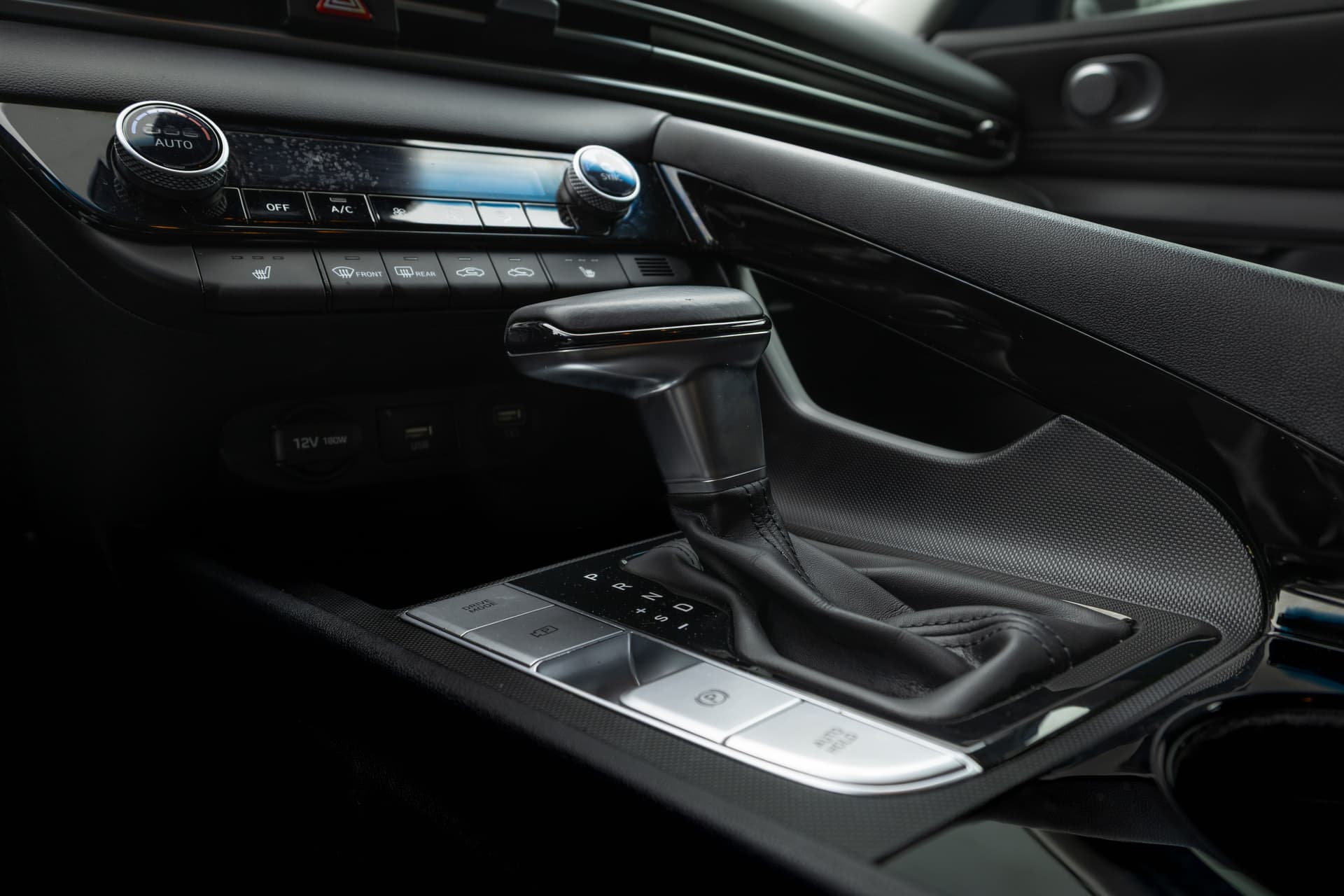 HYUNDAI Elantra 2022 - 5
