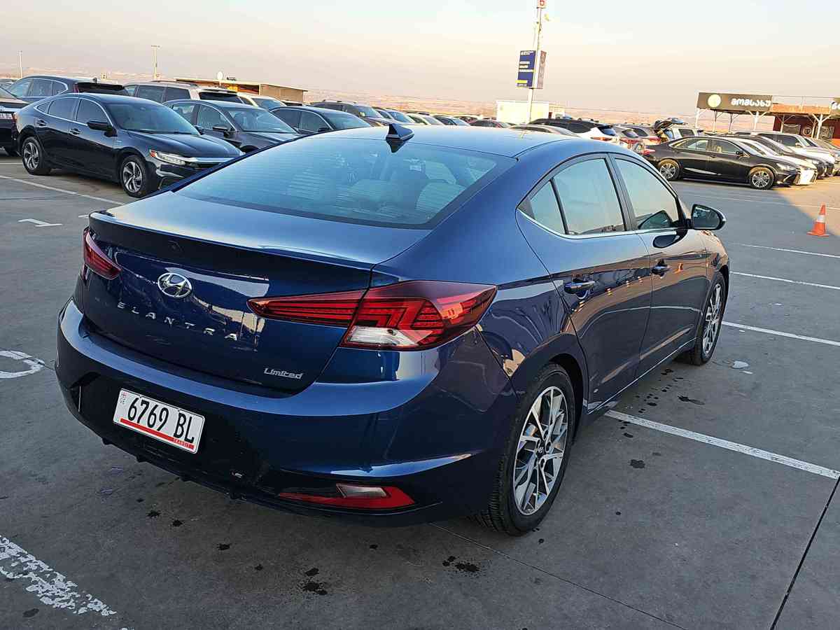 HYUNDAI Elantra 2020 - 4