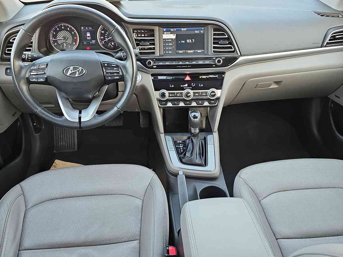 HYUNDAI Elantra 2020 - 8