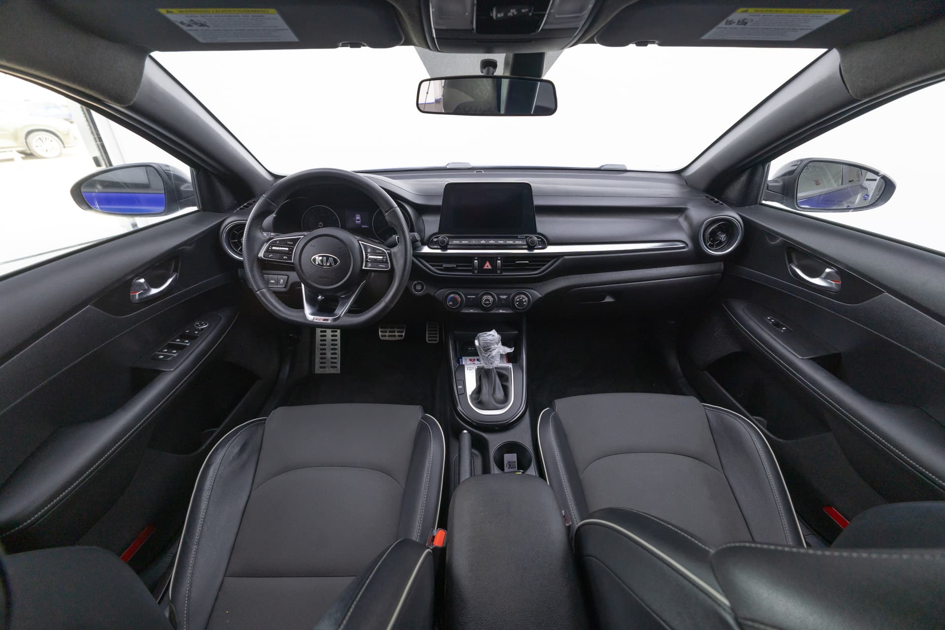 KIA Forte 2021 - 9