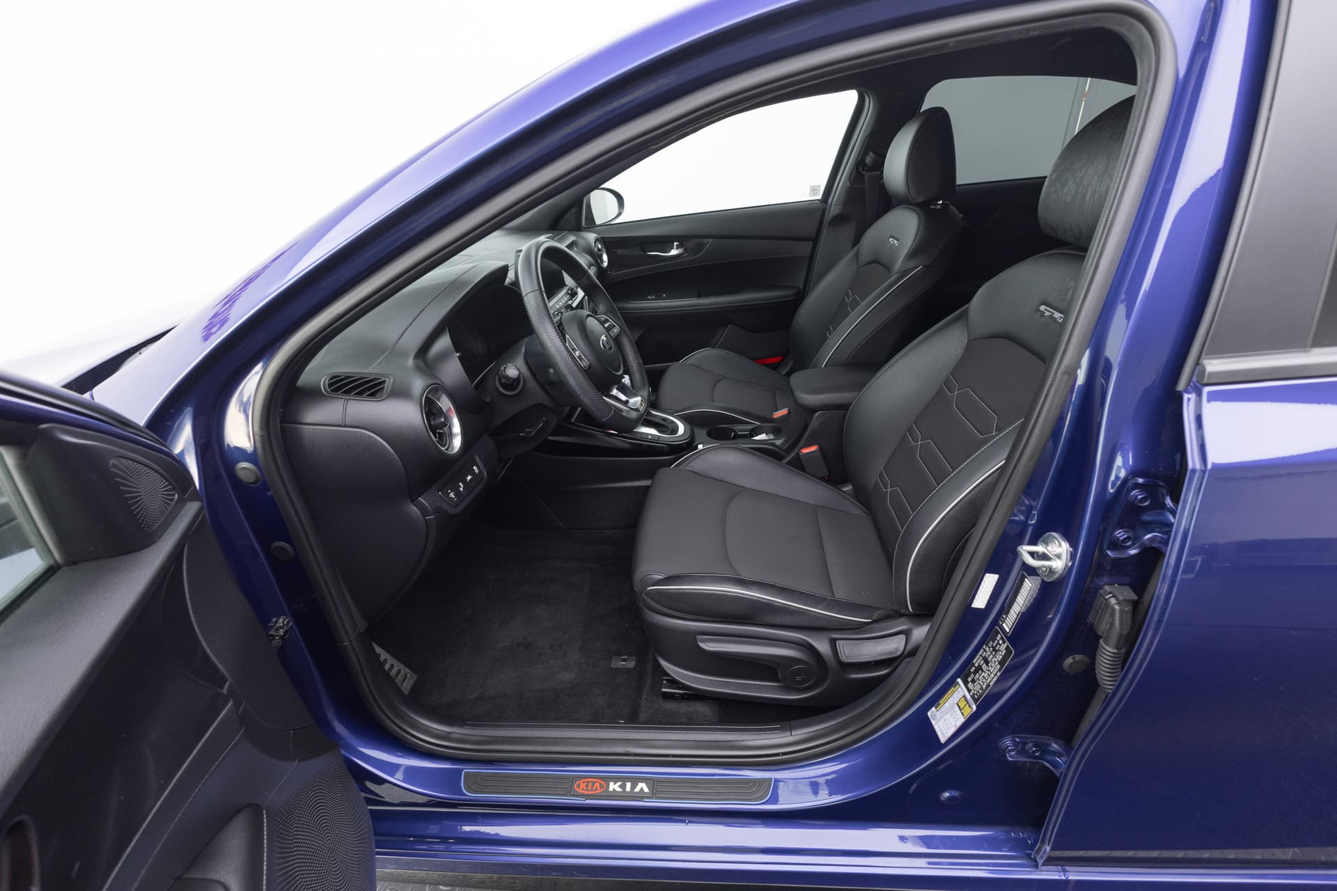 KIA Forte 2021 - 10