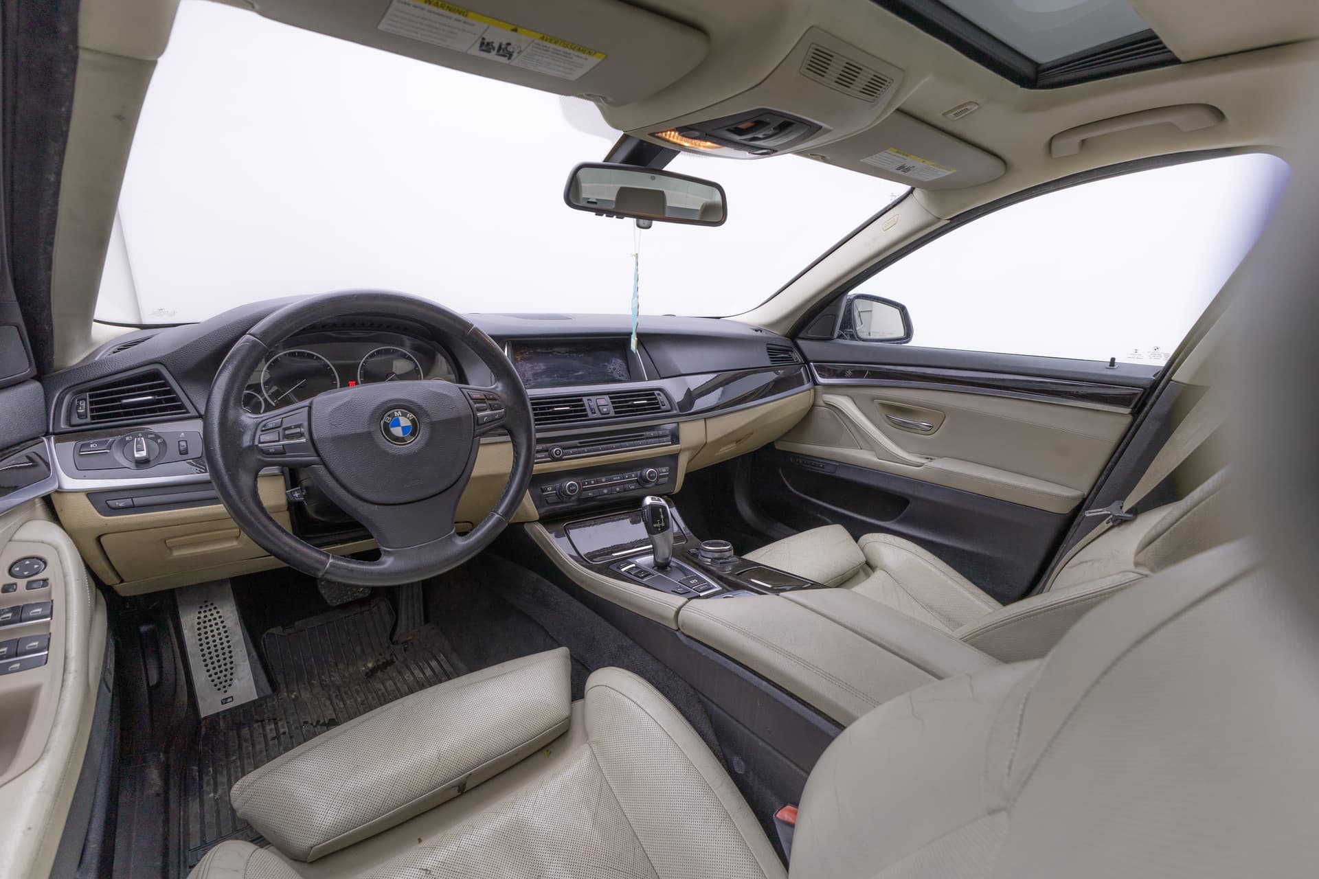 BMW 528i 2015 - 9