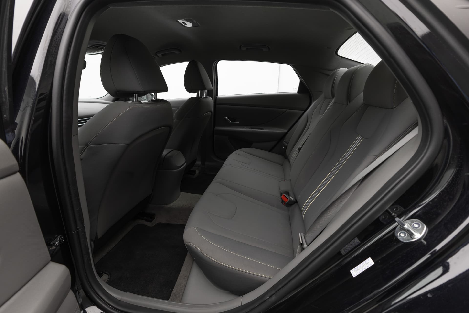 HYUNDAI Elantra 2023 - 8