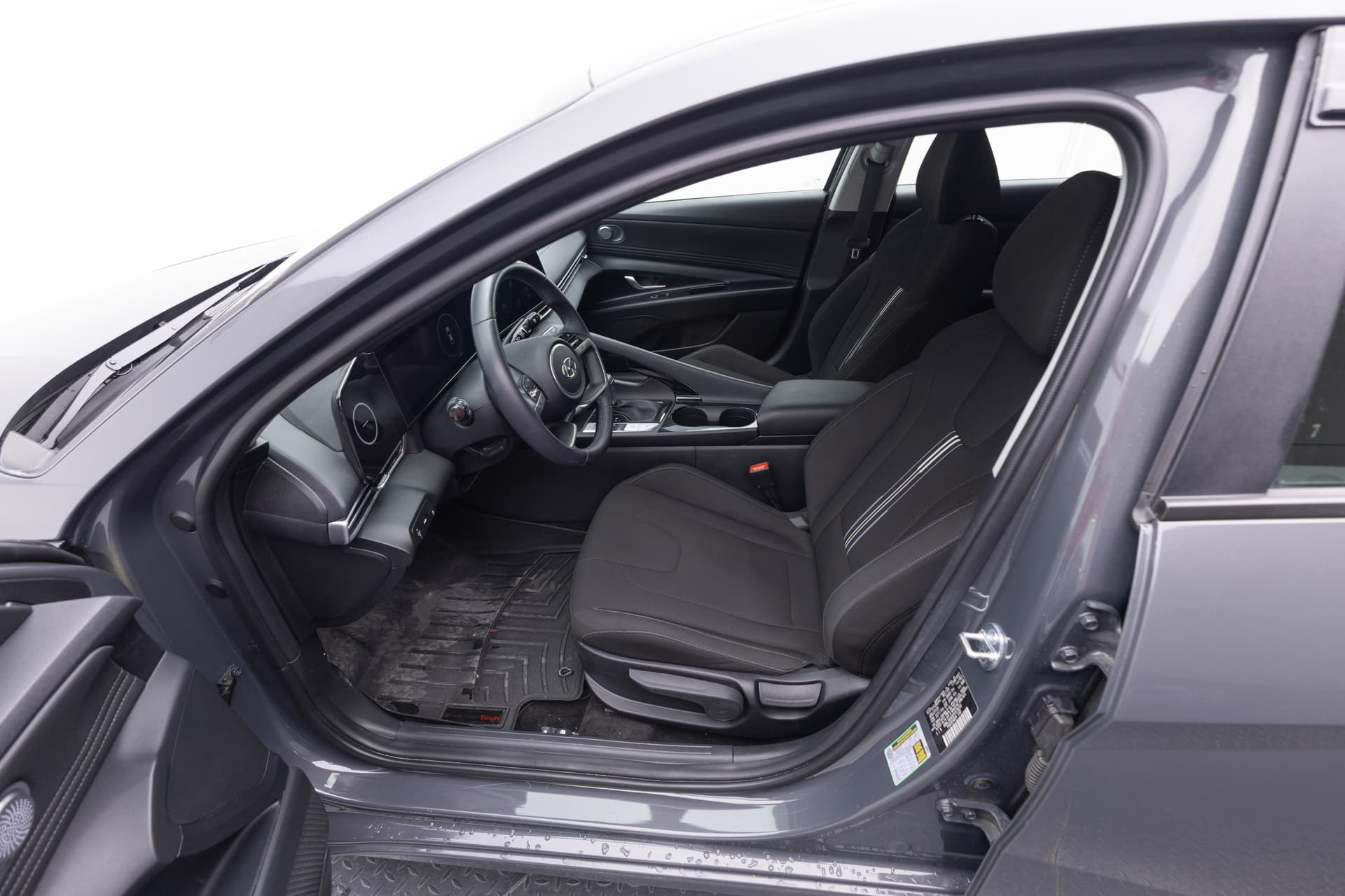 HYUNDAI Elantra 2023 - 10