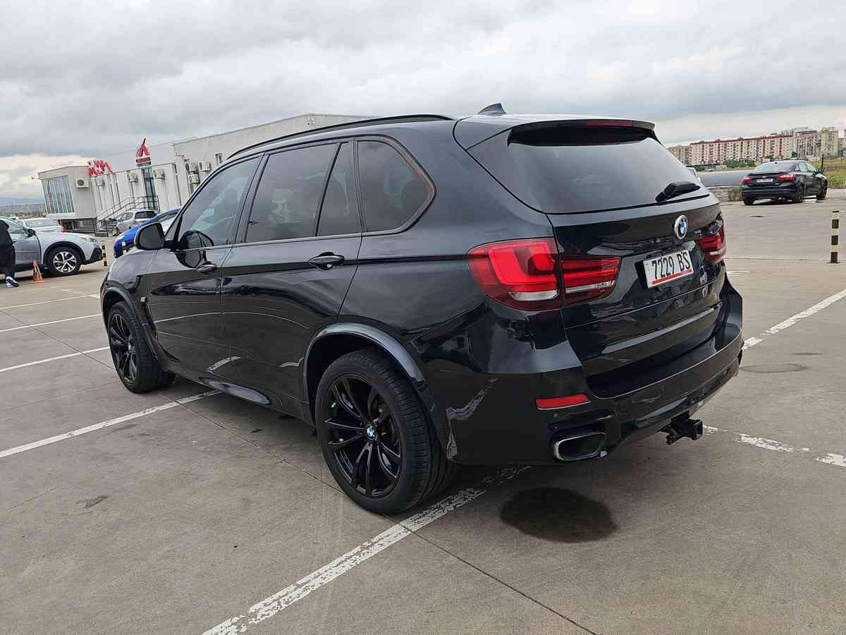 BMW X5 2015 - 6