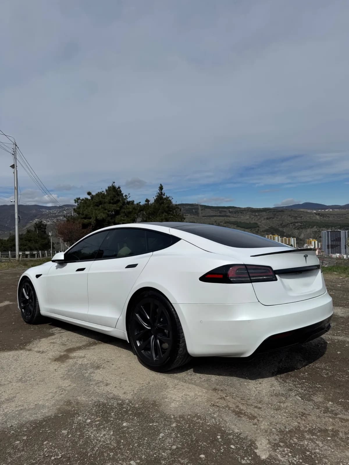 Tesla Model S 2022 - 4