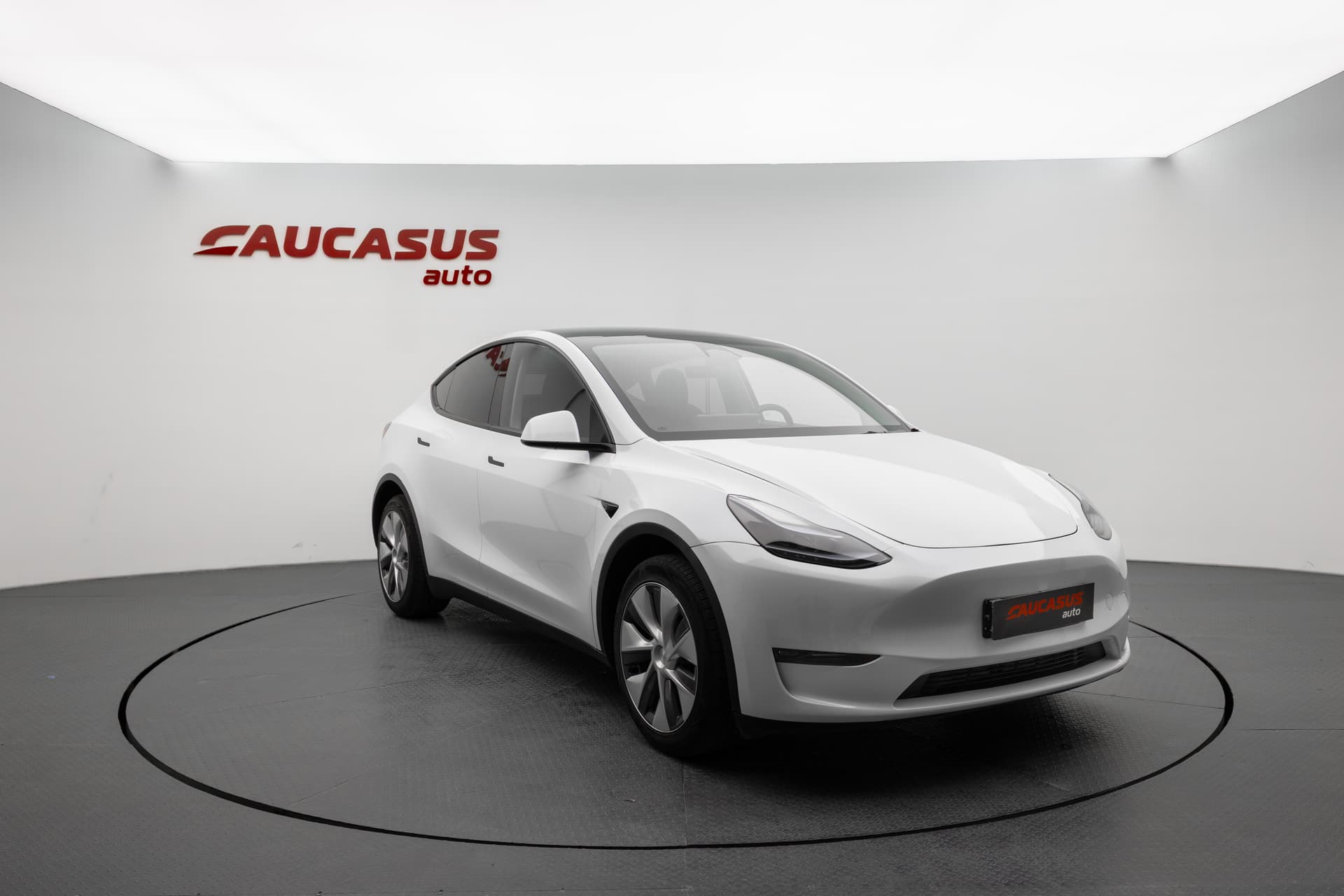 TESLA Model Y 2023 - 3