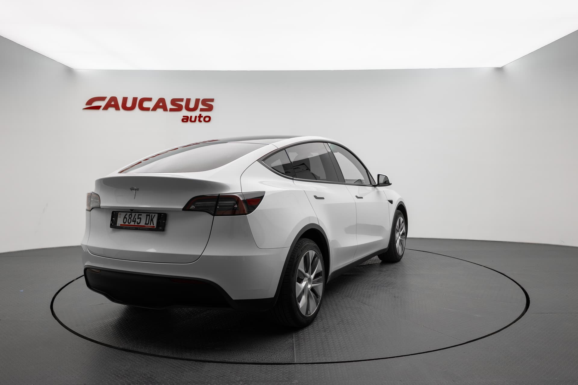 TESLA Model Y 2023 - 4