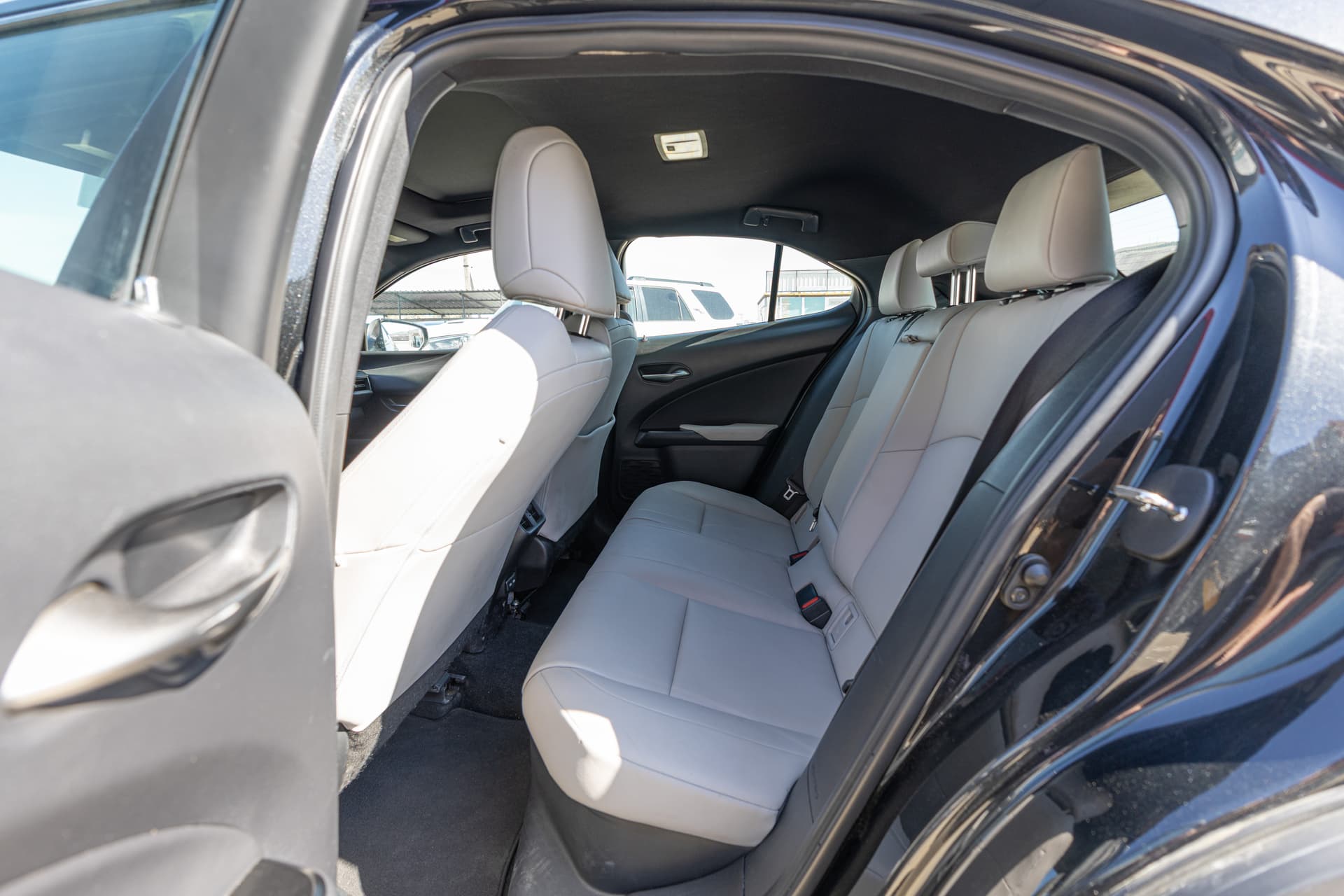 LEXUS UX 2021 - 8