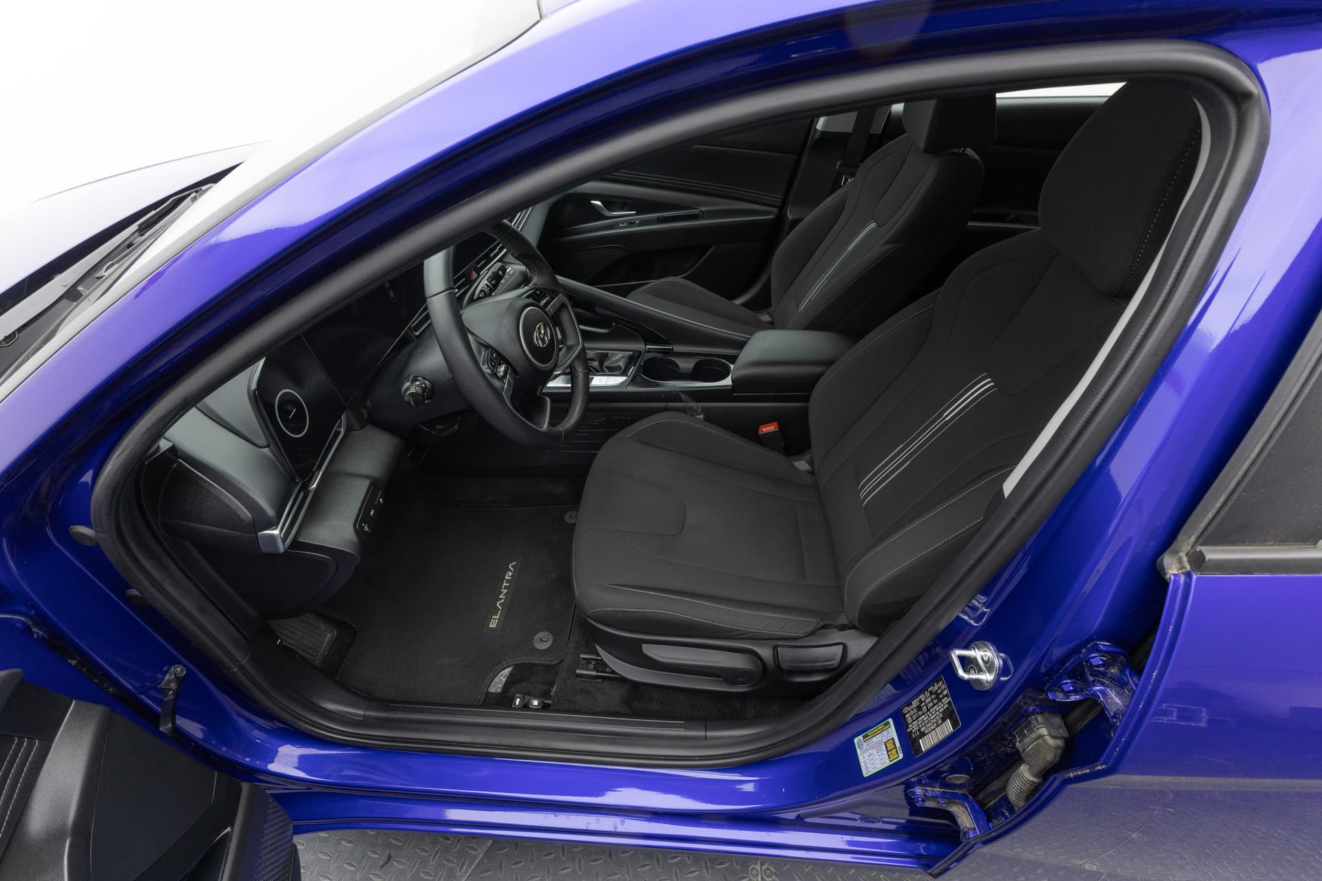 HYUNDAI Elantra 2023 - 10