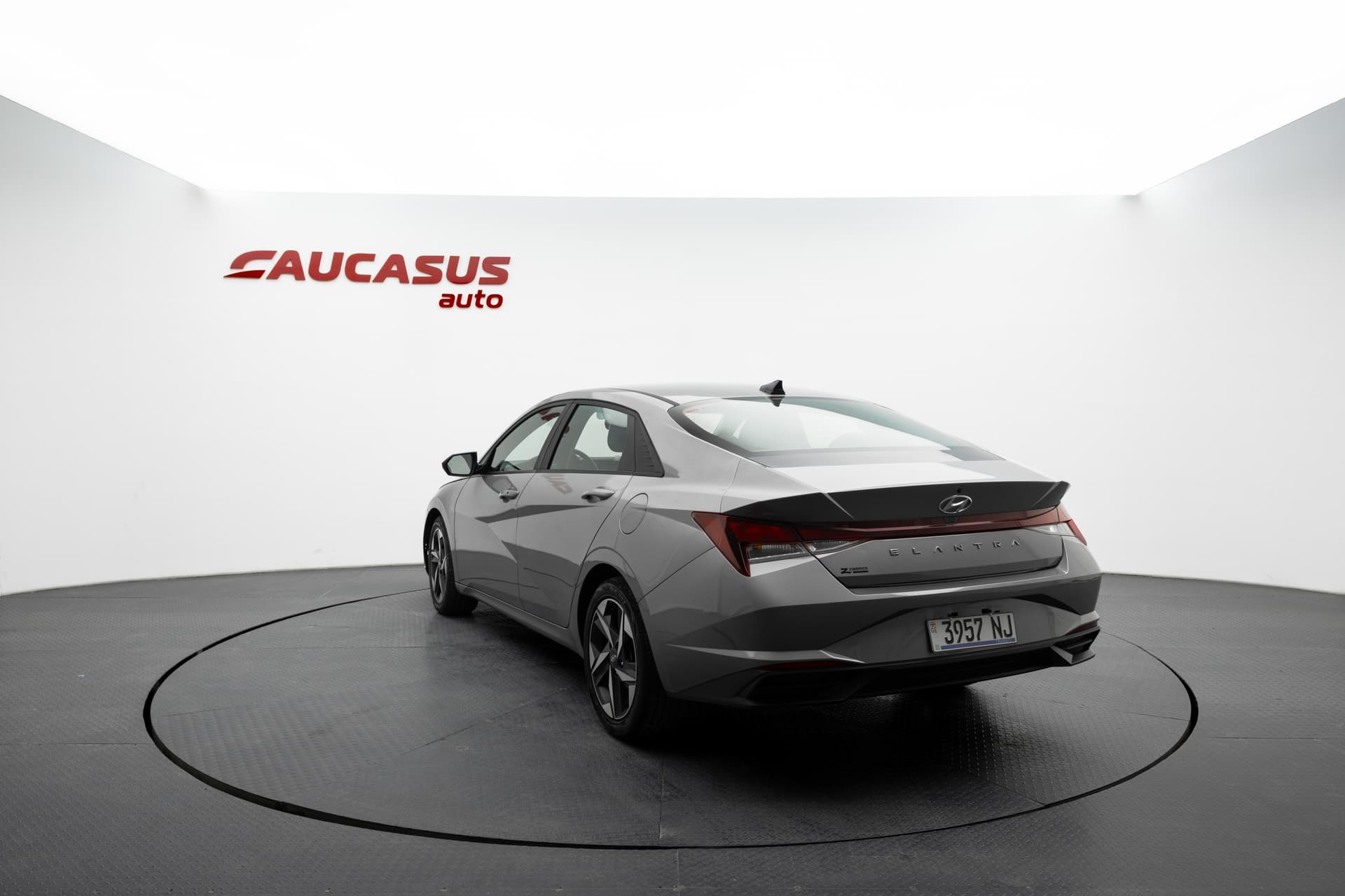 HYUNDAI Elantra 2023 - 6