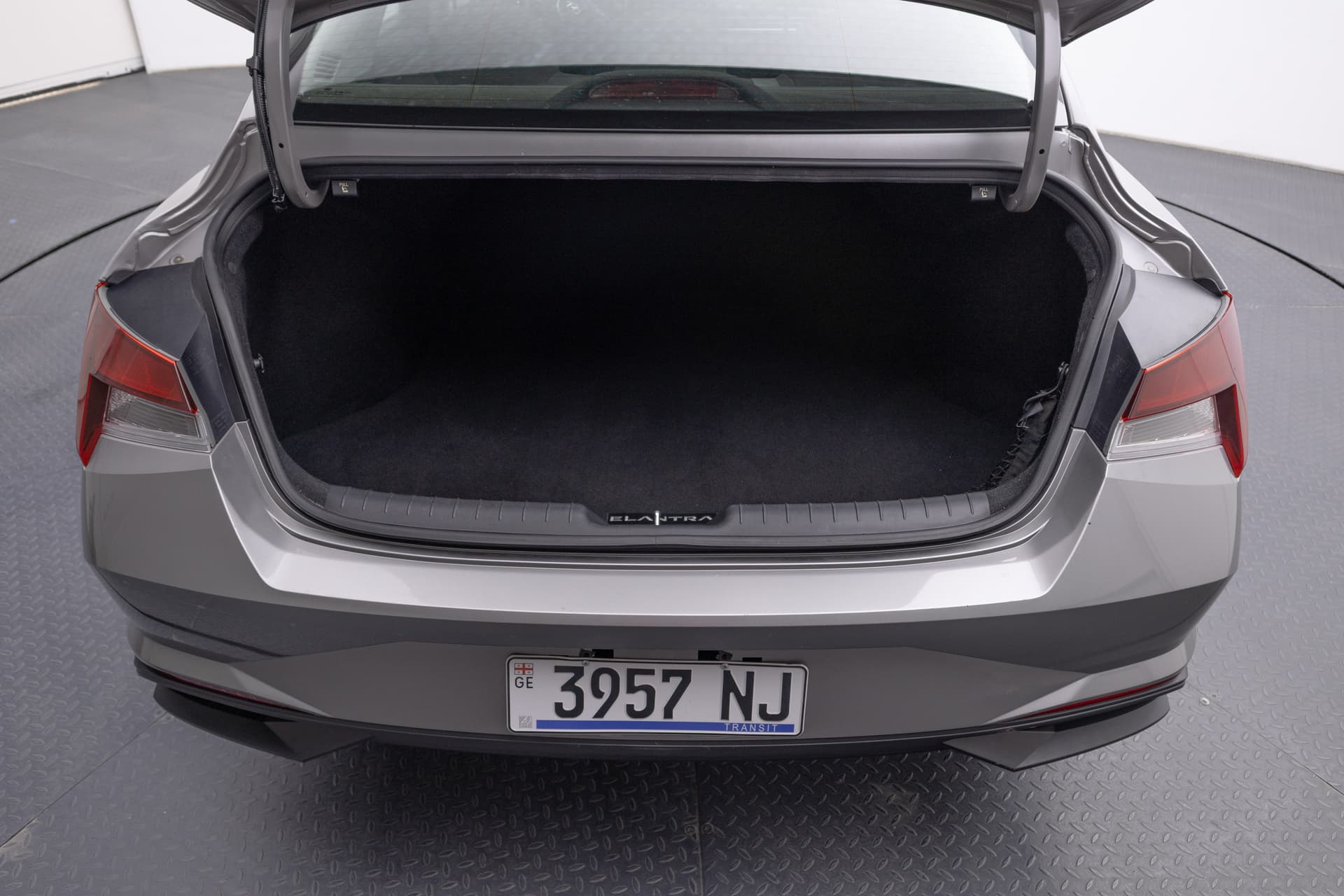 HYUNDAI Elantra 2023 - 7