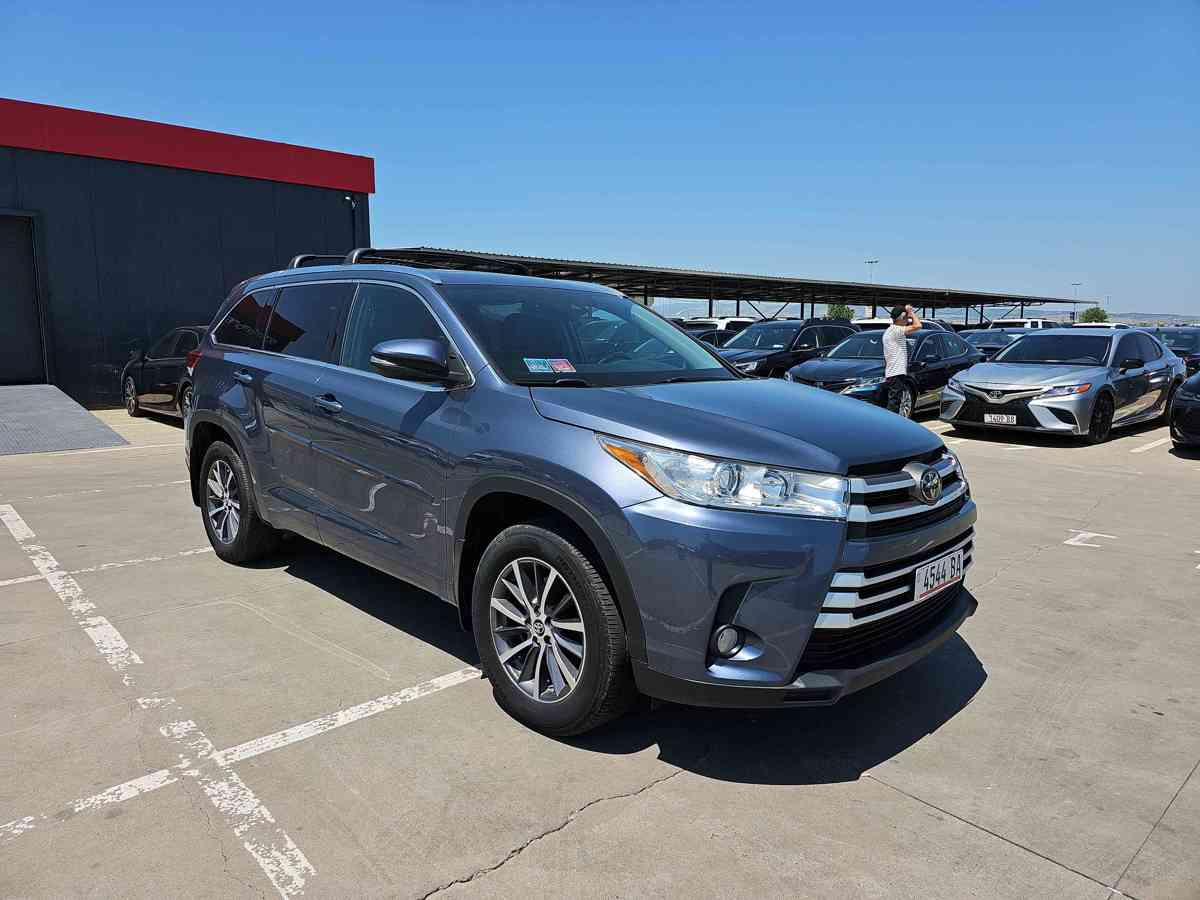 TOYOTA Highlander 2018 - 3