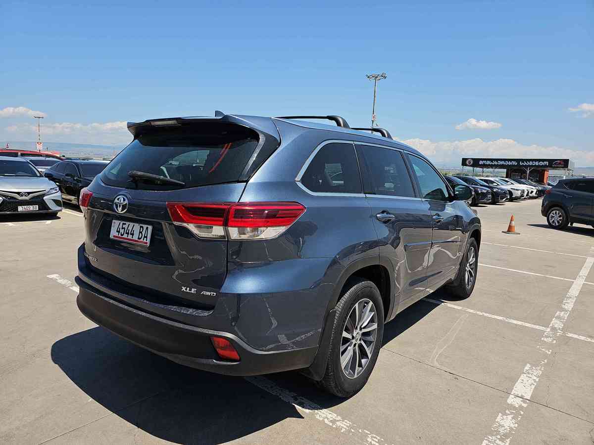 TOYOTA Highlander 2018 - 4