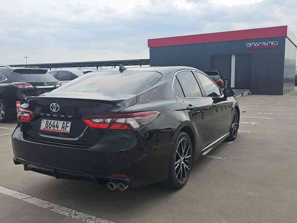 TOYOTA Camry 2021 - 4