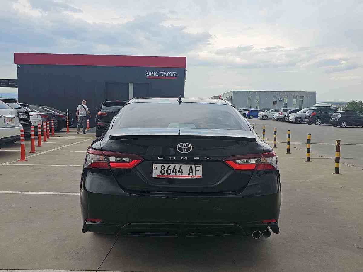 TOYOTA Camry 2021 - 5