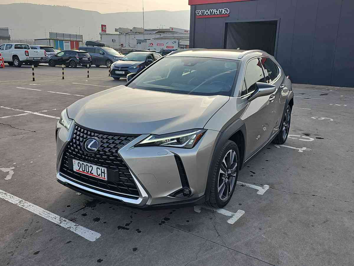 LEXUS UX 2022 - 1