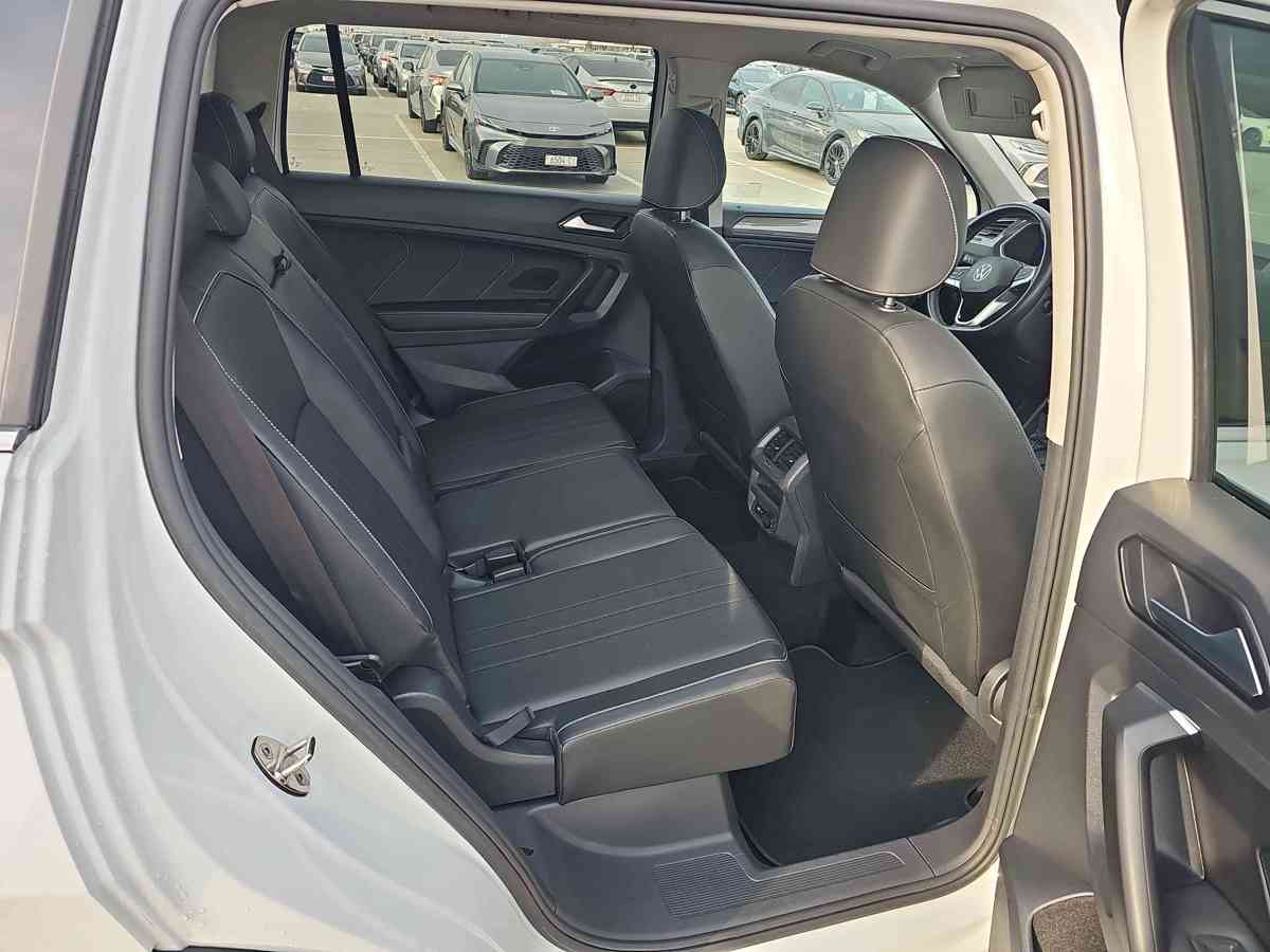 VOLKSWAGEN Tiguan 2022 - 5