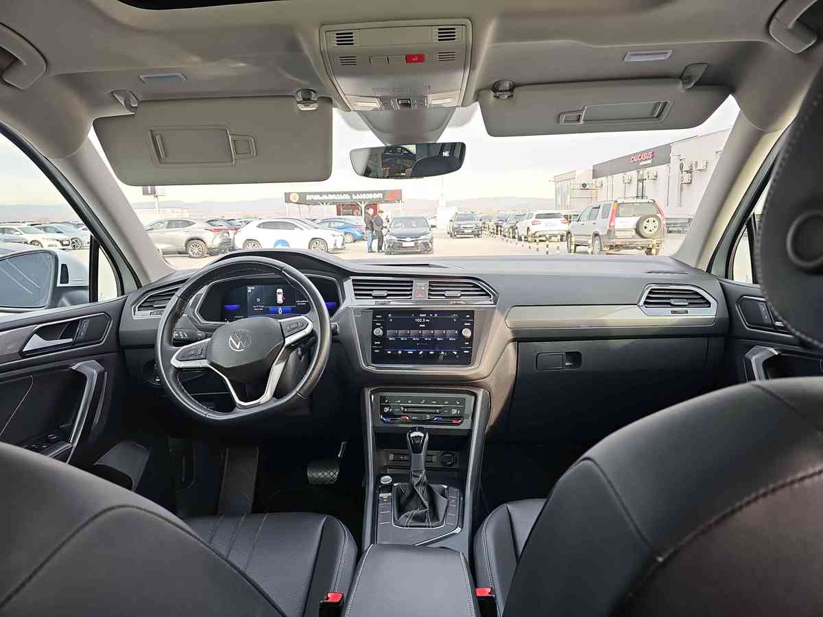 VOLKSWAGEN Tiguan 2022 - 6