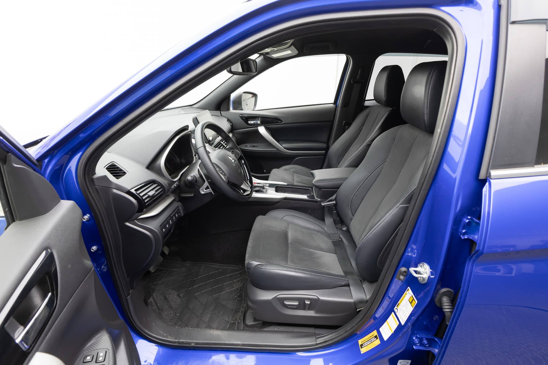 MITSUBISHI Eclipse Cross 2023 - 10