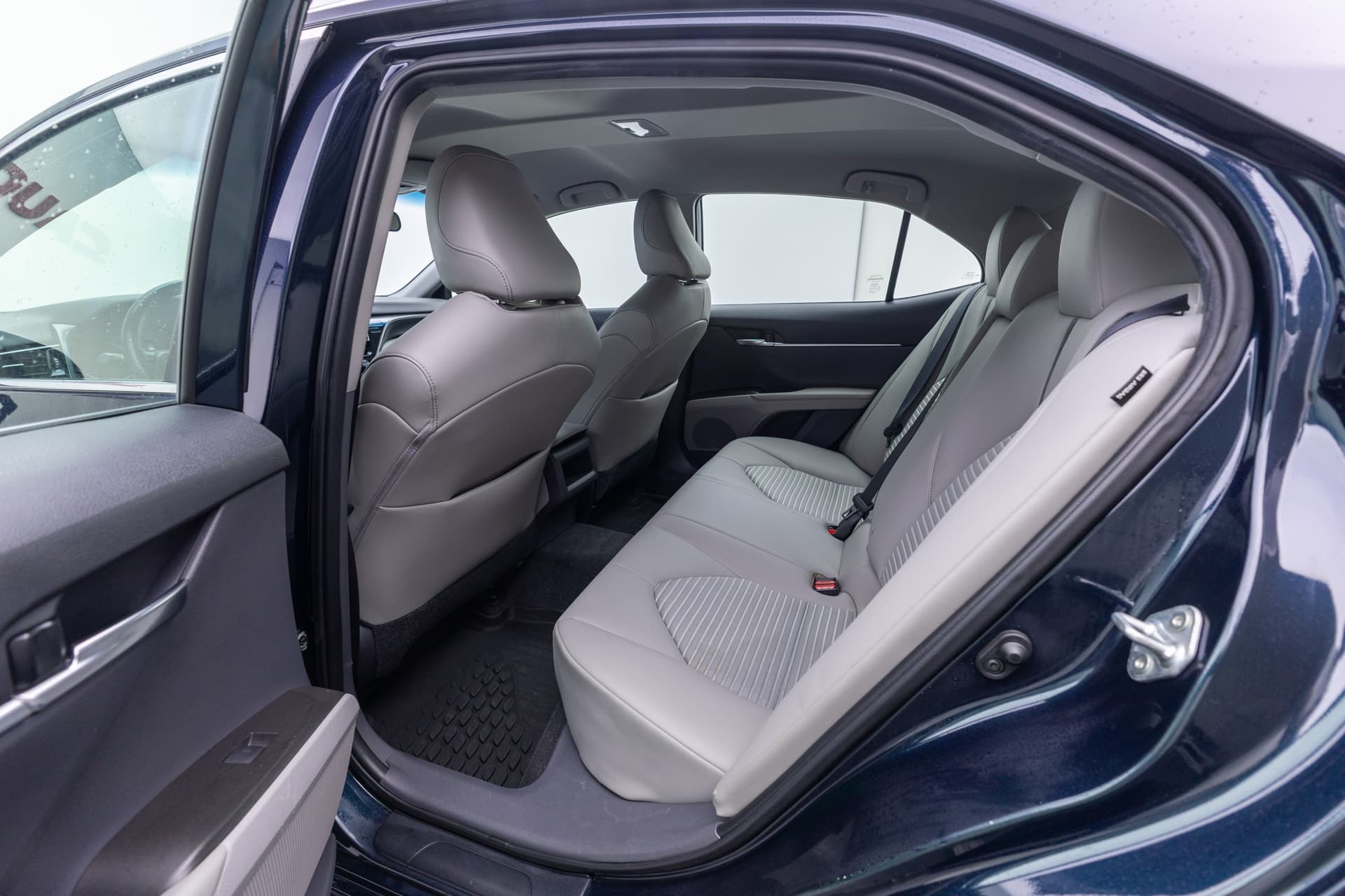 TOYOTA Camry 2021 - 8