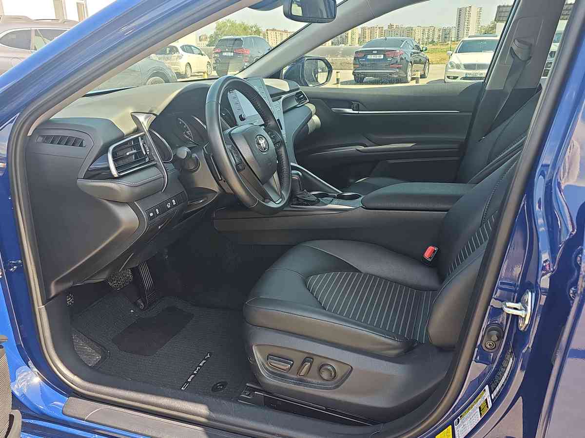 TOYOTA Camry 2024 - 9