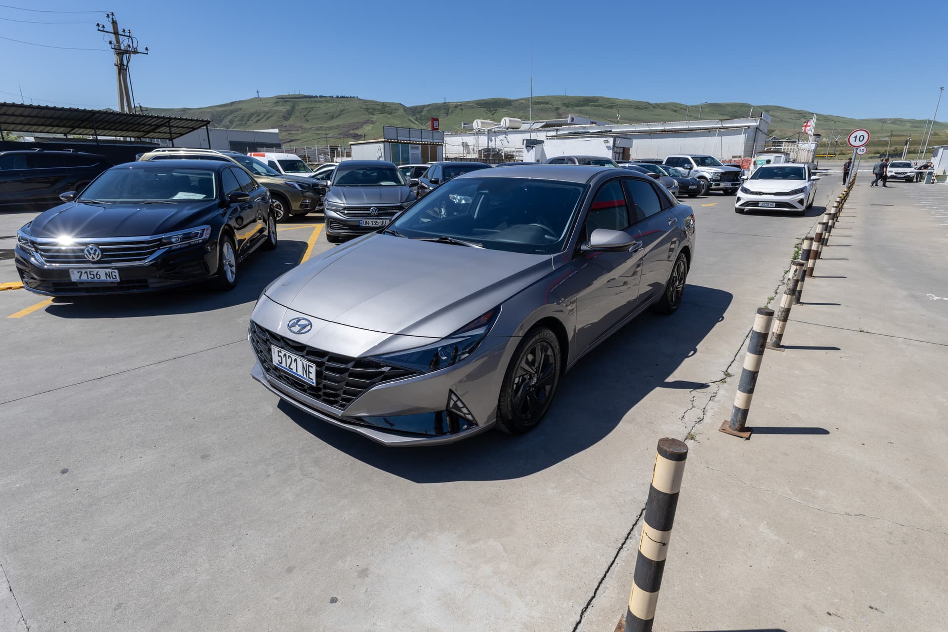 HYUNDAI Elantra 2022 - 1