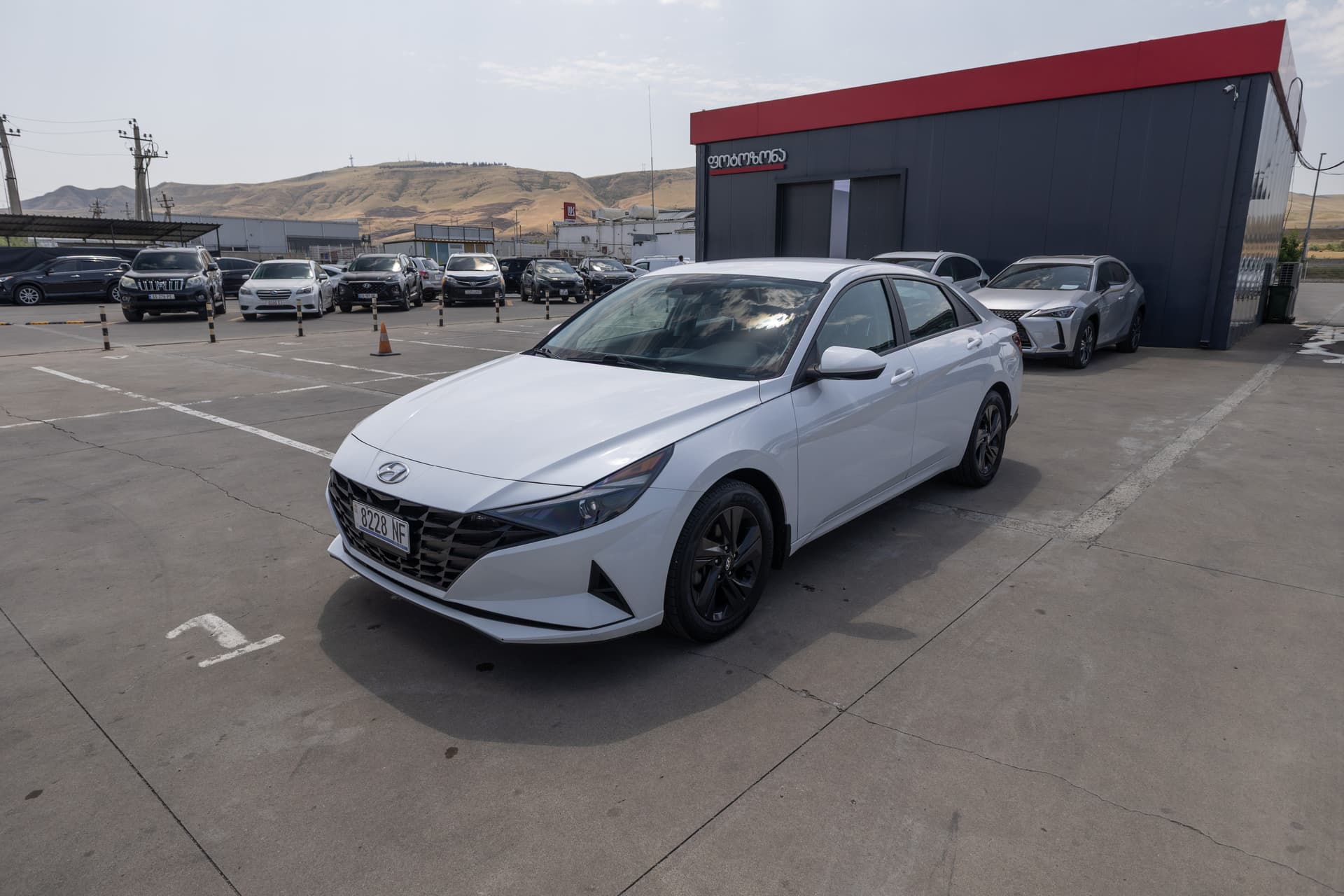 HYUNDAI Elantra 2023 - 1