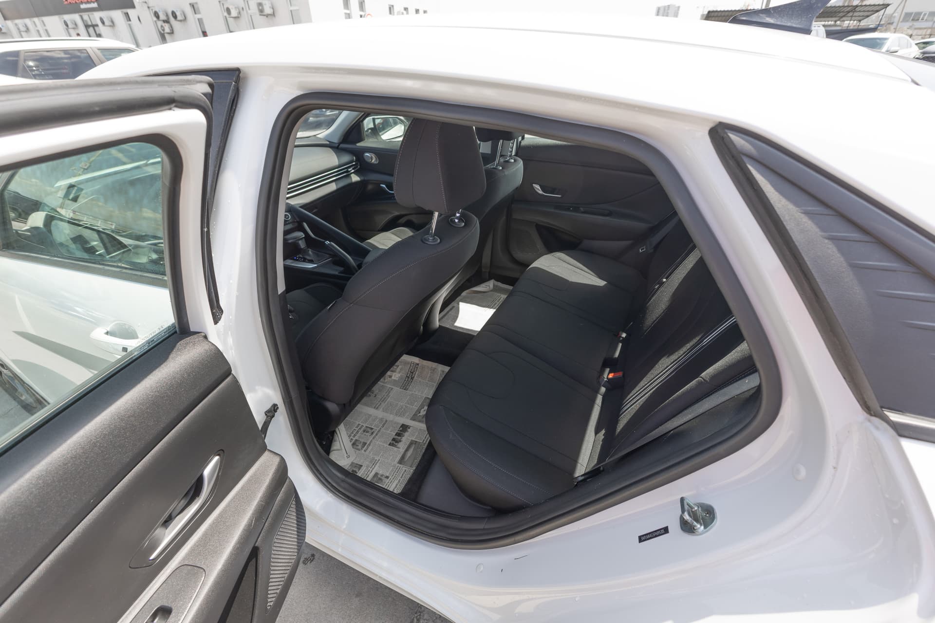 HYUNDAI Elantra 2023 - 8