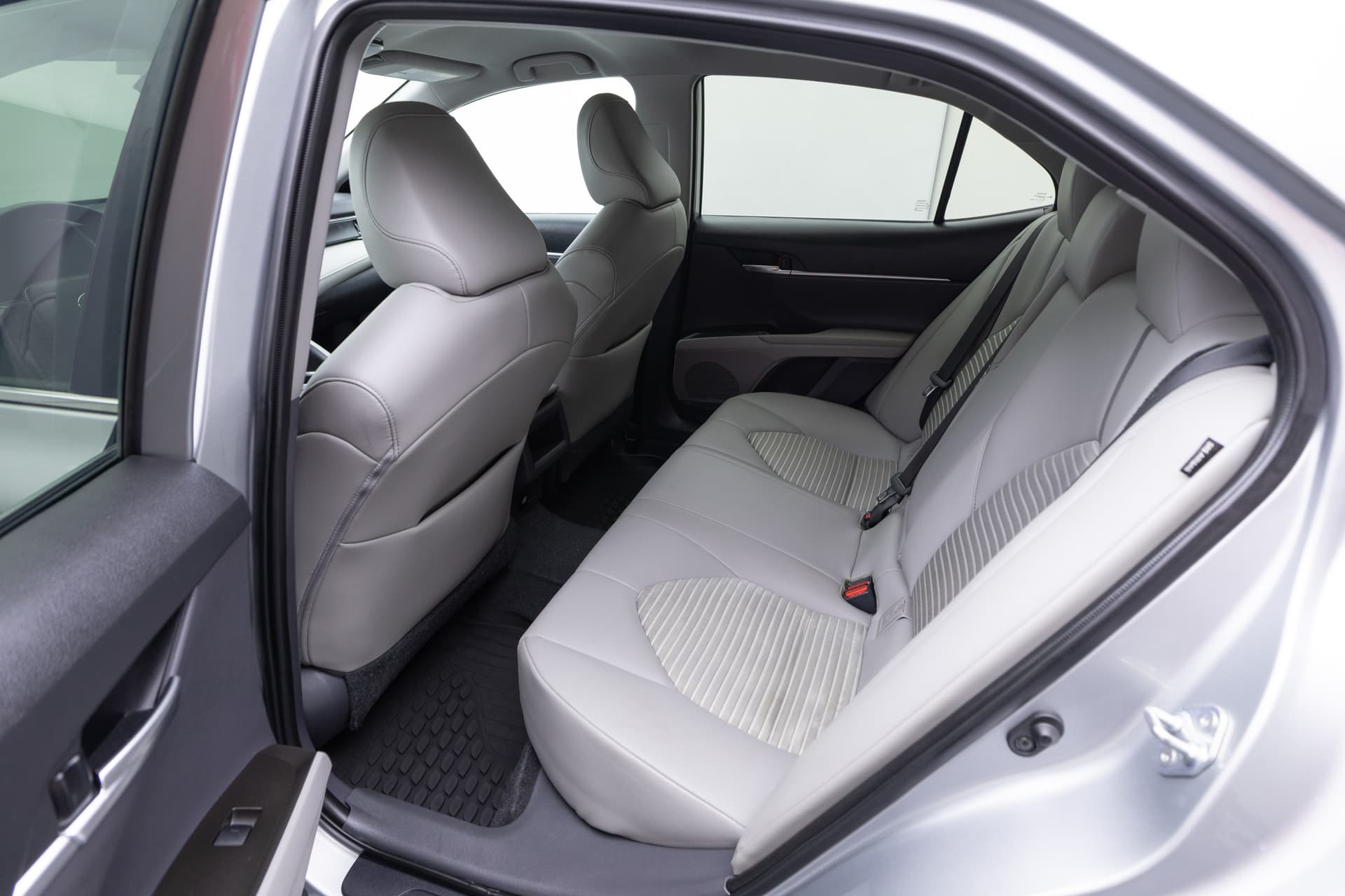 TOYOTA Camry 2021 - 7