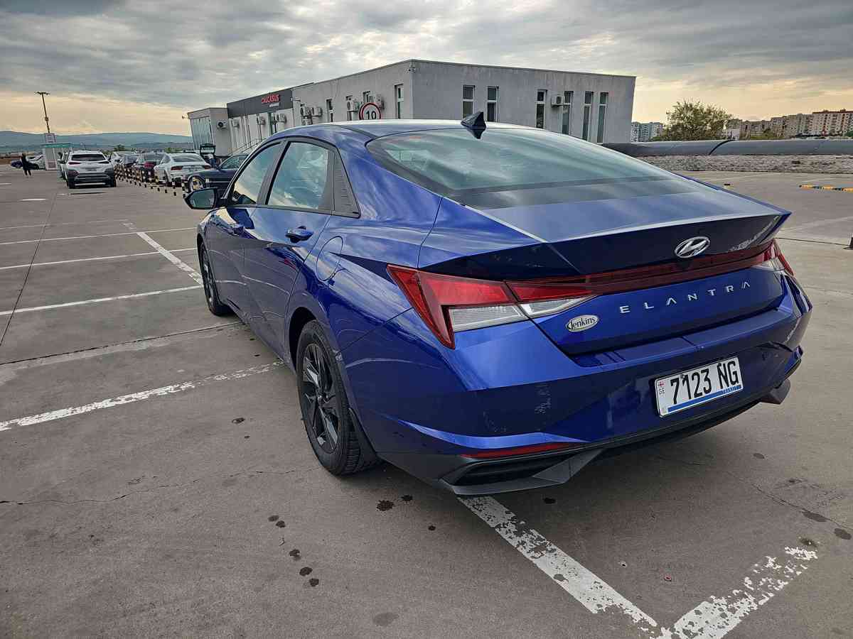 HYUNDAI Elantra 2022 - 6
