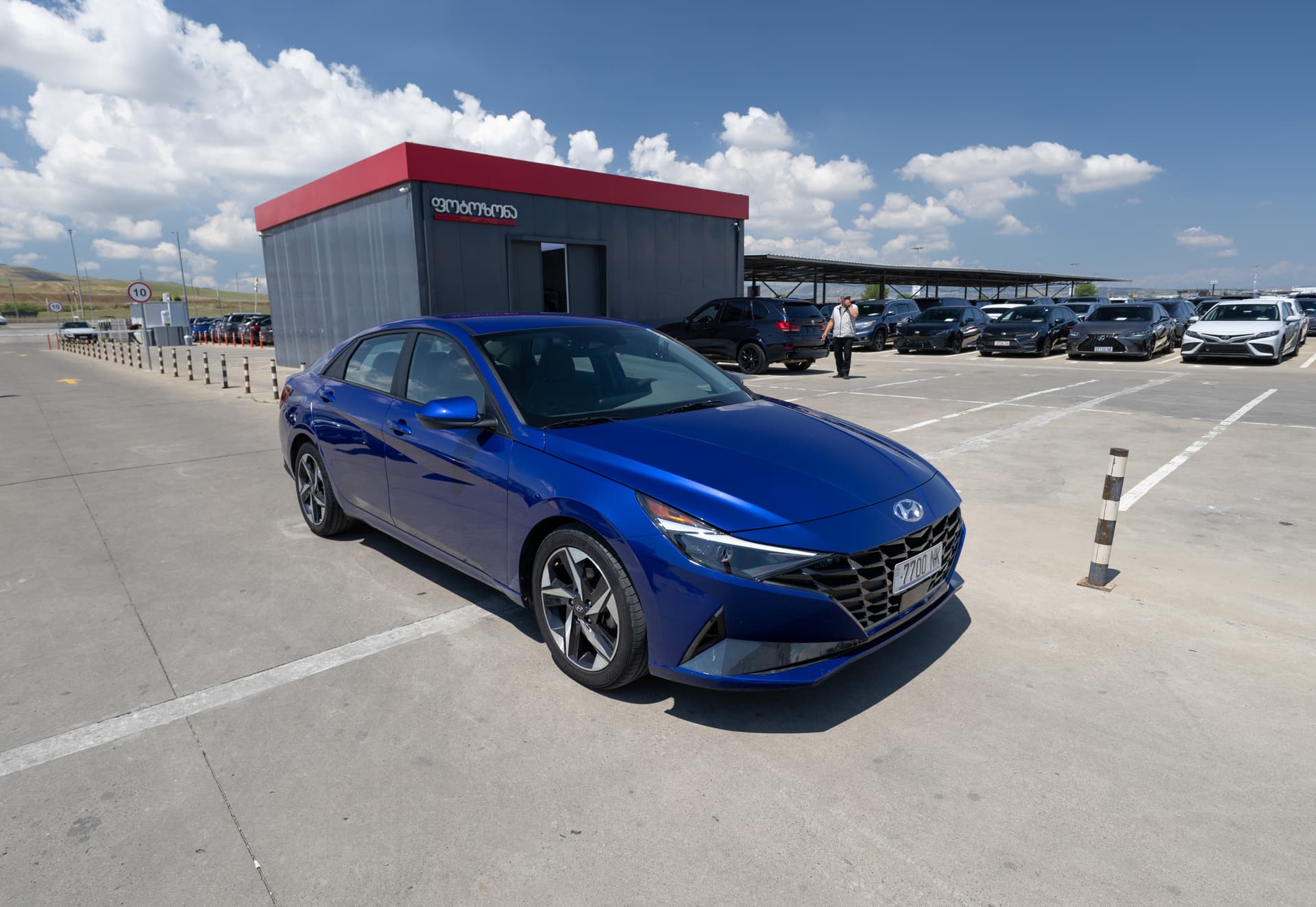 HYUNDAI Elantra 2023 - 3