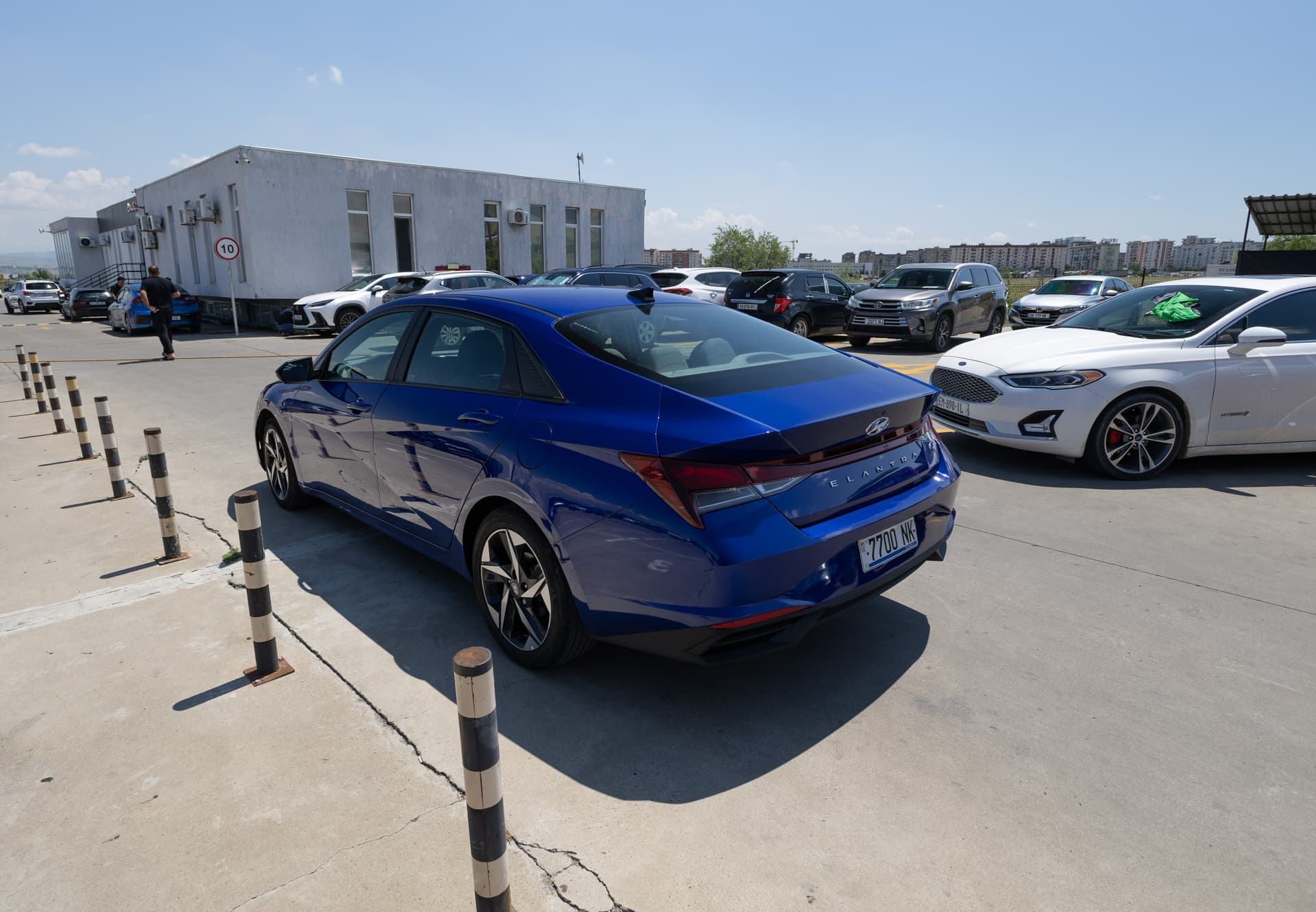 HYUNDAI Elantra 2023 - 6