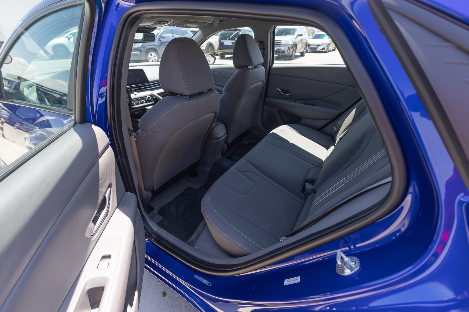 HYUNDAI Elantra 2023 - 8