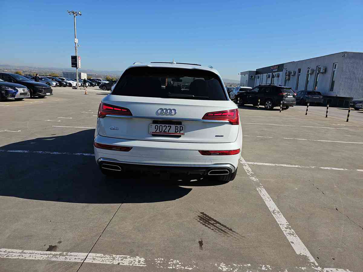 AUDI Q5 2023 - 5