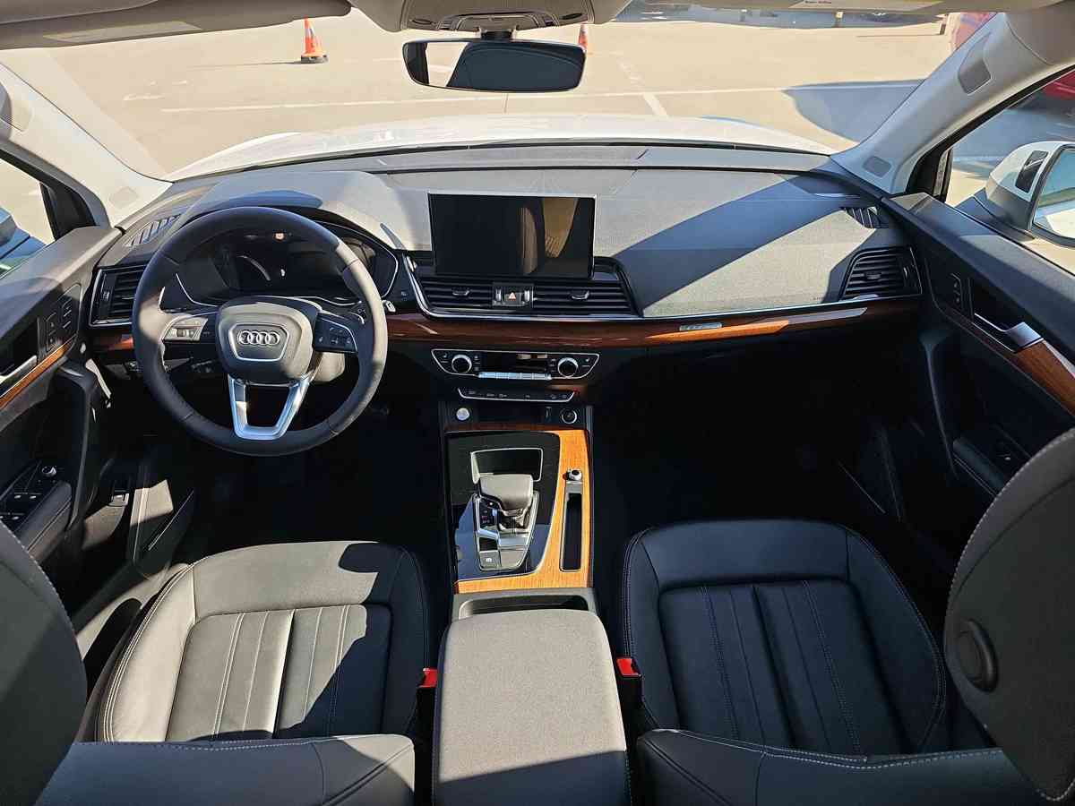 AUDI Q5 2023 - 8