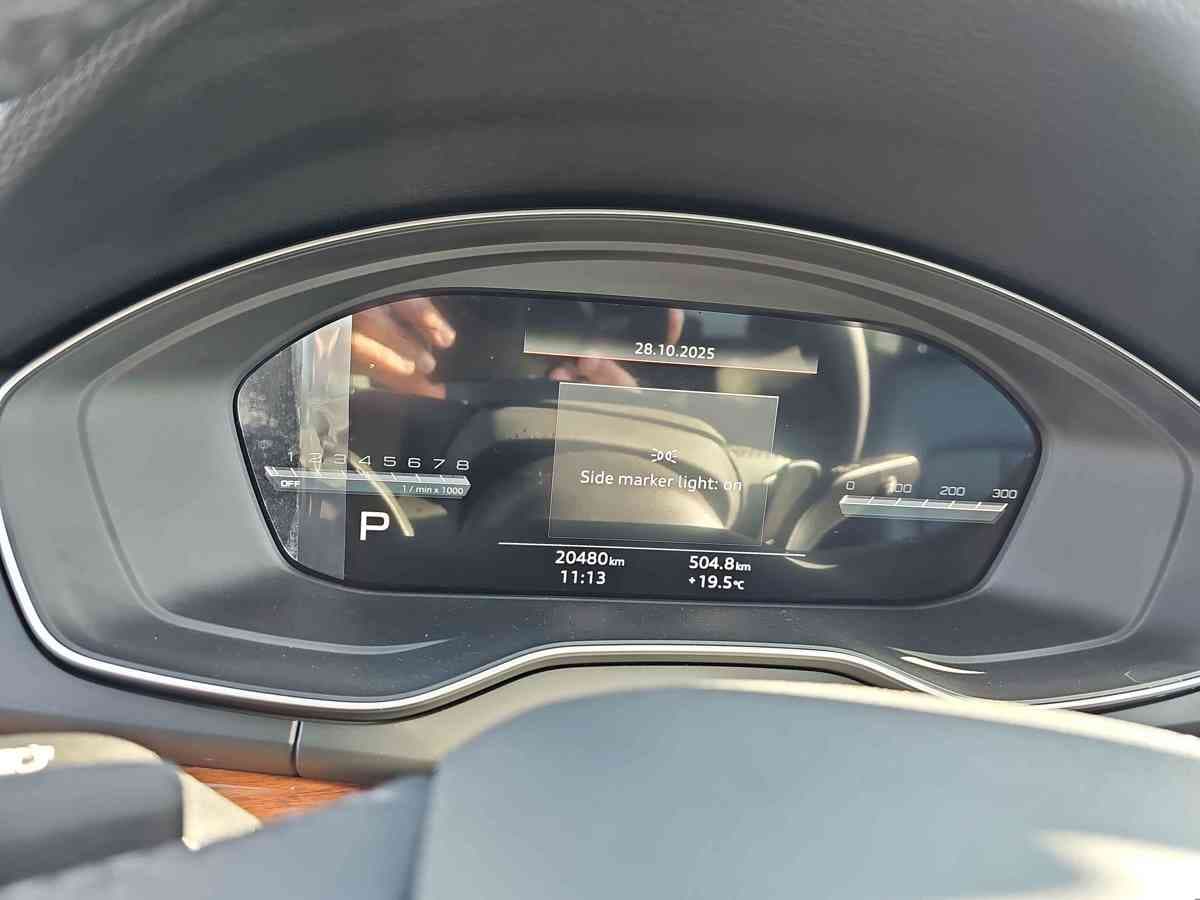 AUDI Q5 2023 - 10