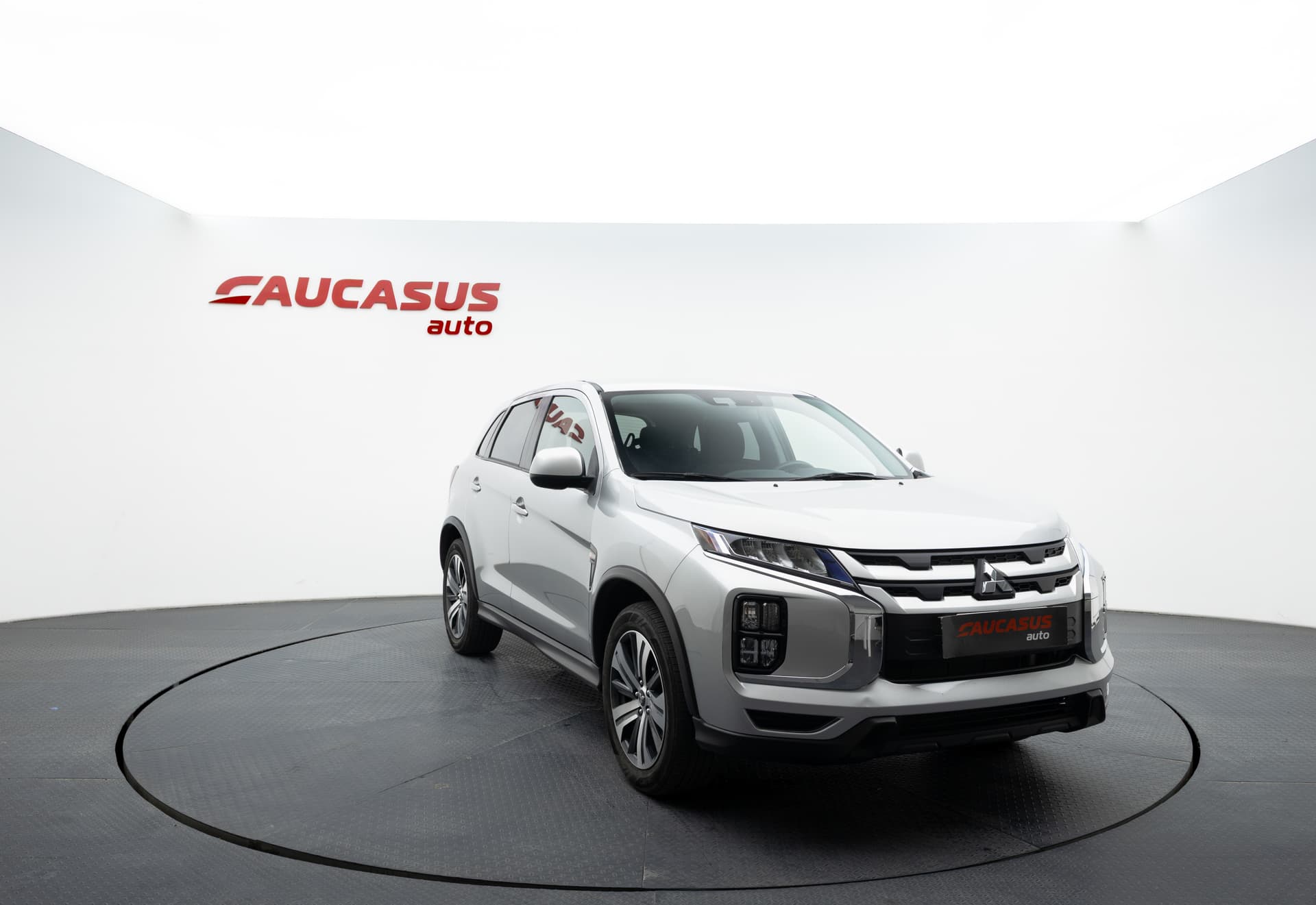 MITSUBISHI Outlander 2024 - 3