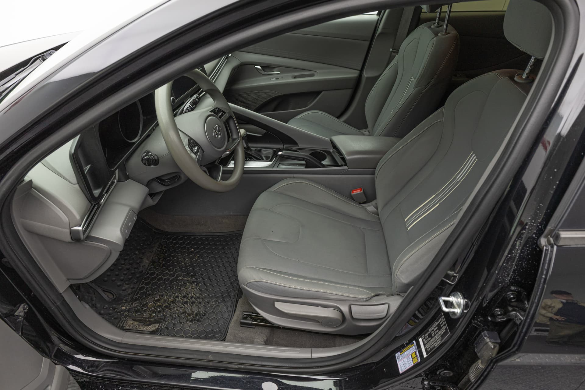 HYUNDAI Elantra 2023 - 10